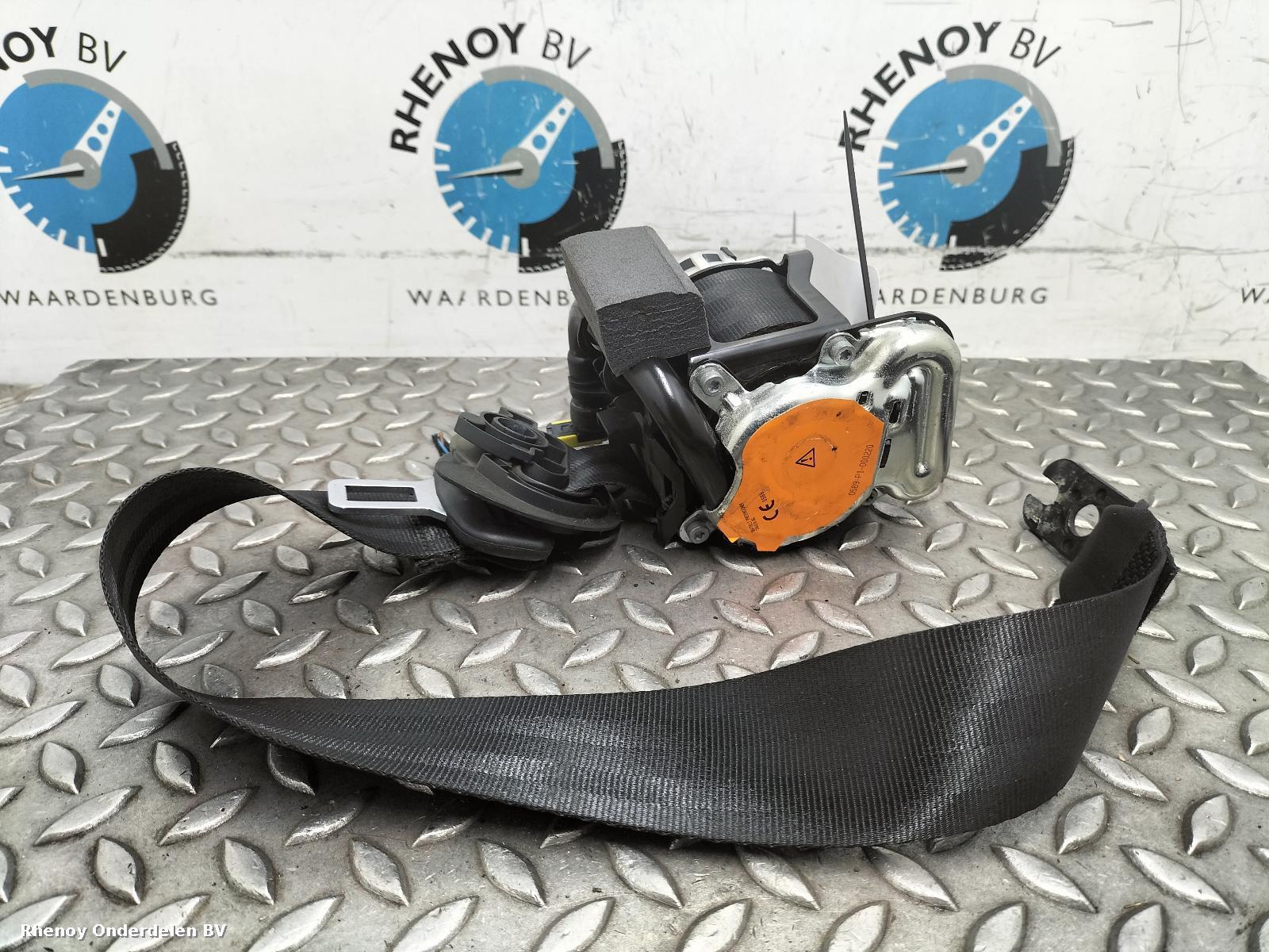 Bekijk Auto-onderdeel GORDELSPANNER VOLKSWAGEN GOLF 2015