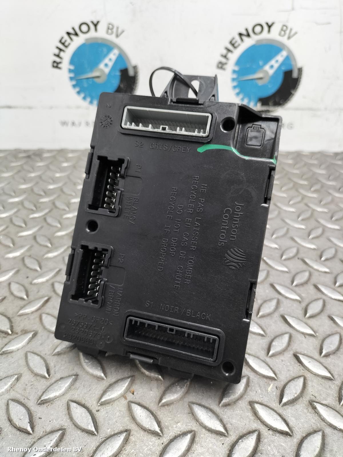 Bekijk Auto-onderdeel COMPUTER ECU RENAULT TRAFIC 2016