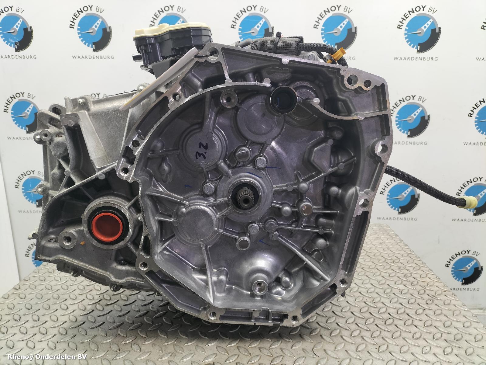 View Auto part Gearbox RENAULT CAPTUR 2023