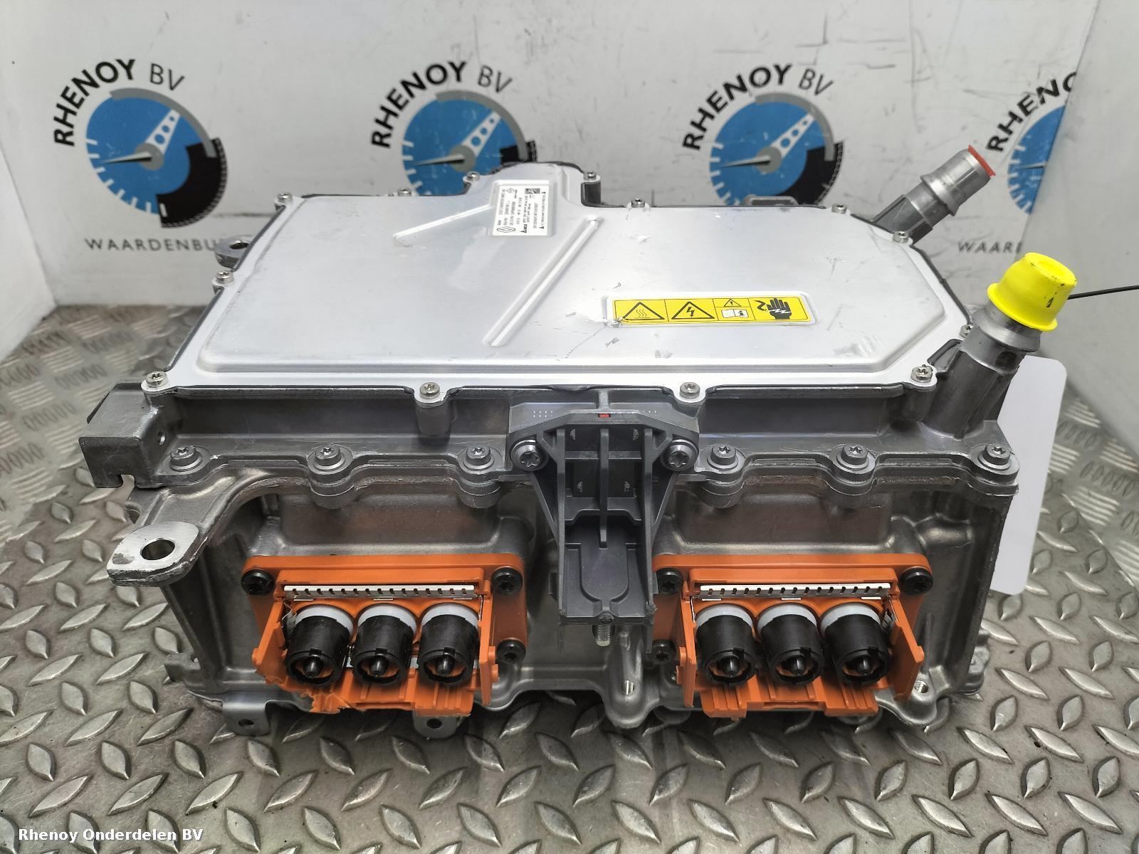 View Auto part EV / HYBRIDE ELEKTRONISCHE OMVORMER RENAULT CAPTUR 2023
