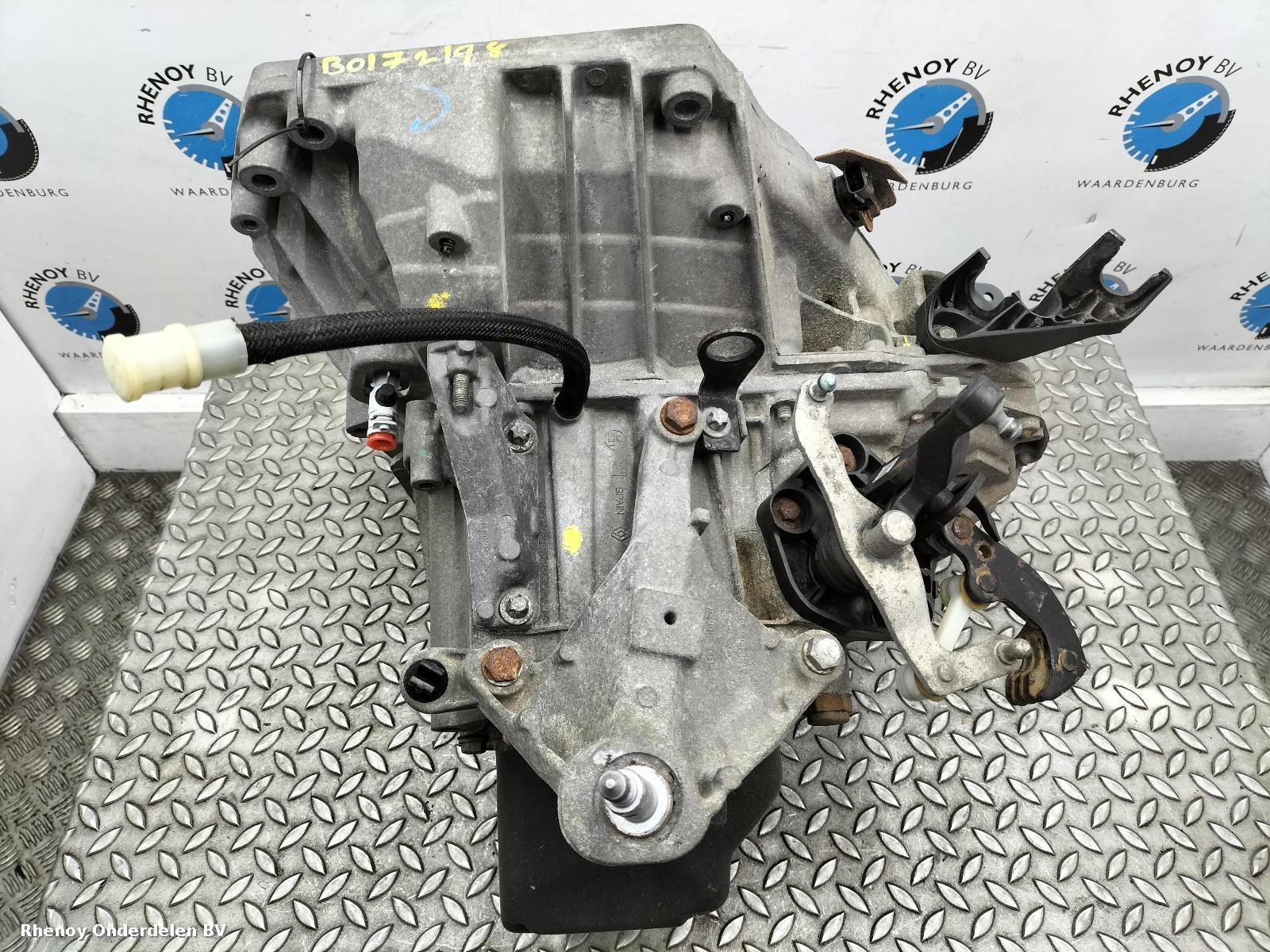 View Auto part TRANSMISSIE / VERSNELLINGSBAK RENAULT CLIO 2017