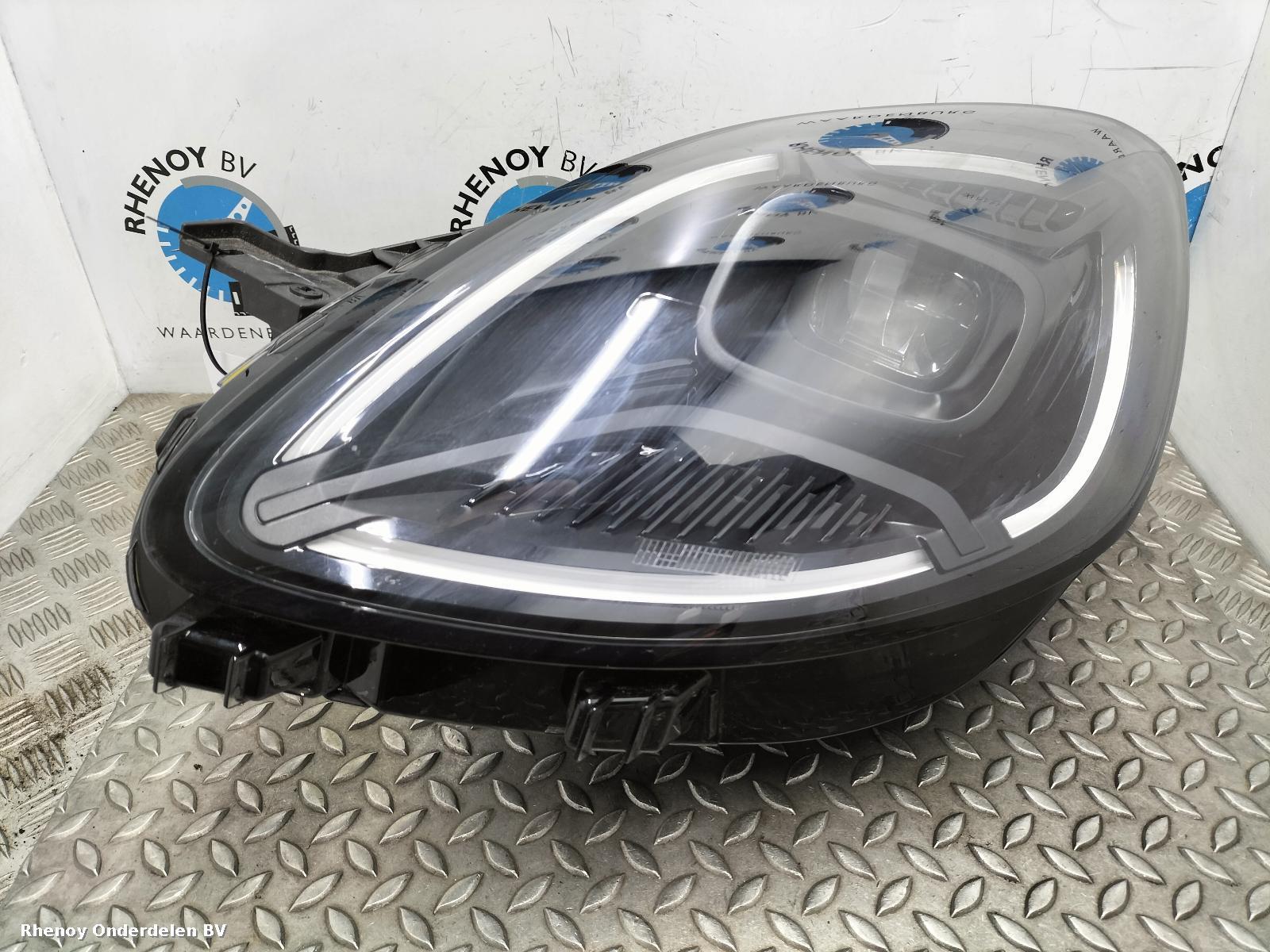 Bekijk Auto-onderdeel KOPLAMP L FORD PUMA 2025