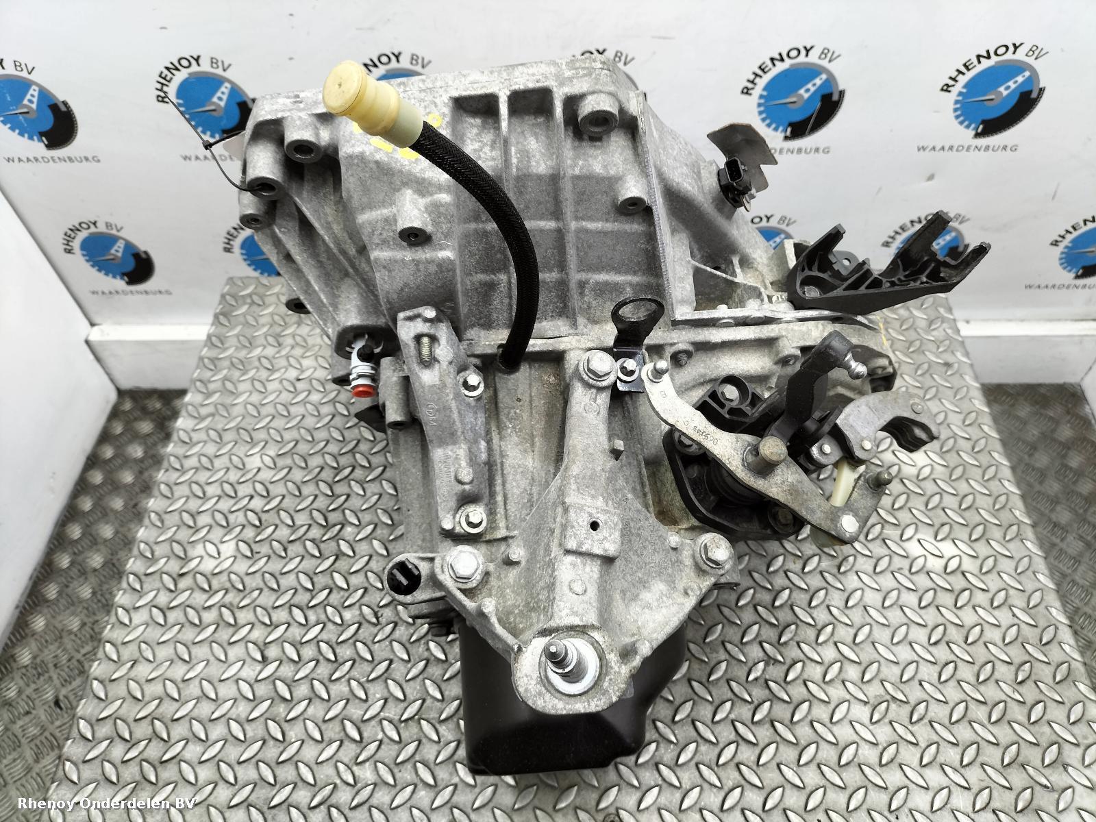 View Auto part TRANSMISSIE / VERSNELLINGSBAK RENAULT CLIO 2017