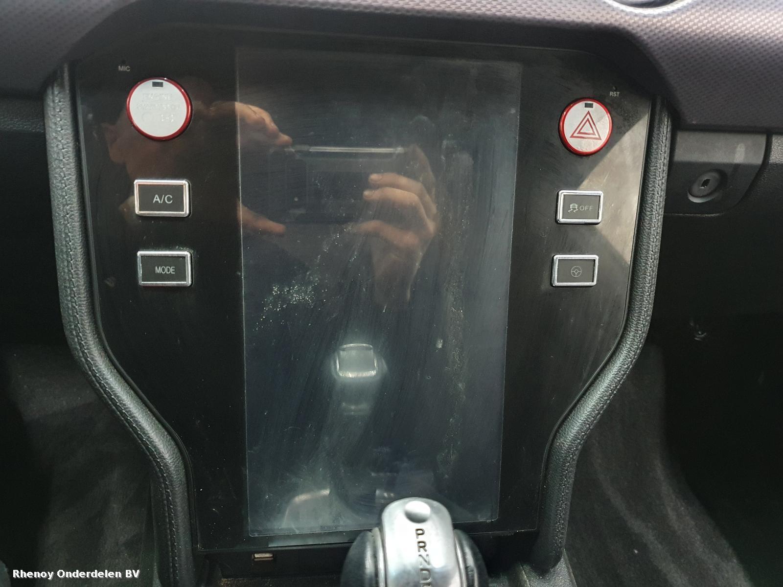 Bekijk Auto-onderdeel NAVIGATIE FORD MUSTANG 2016