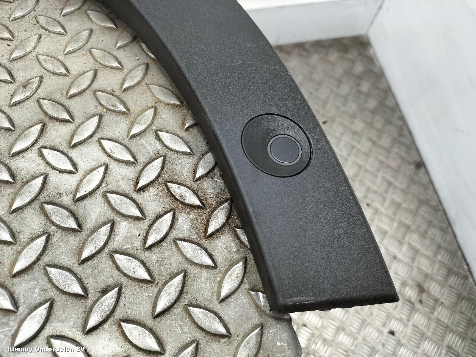 View Auto part SPATBORD VERBREDER JEEP AVENGER 2025