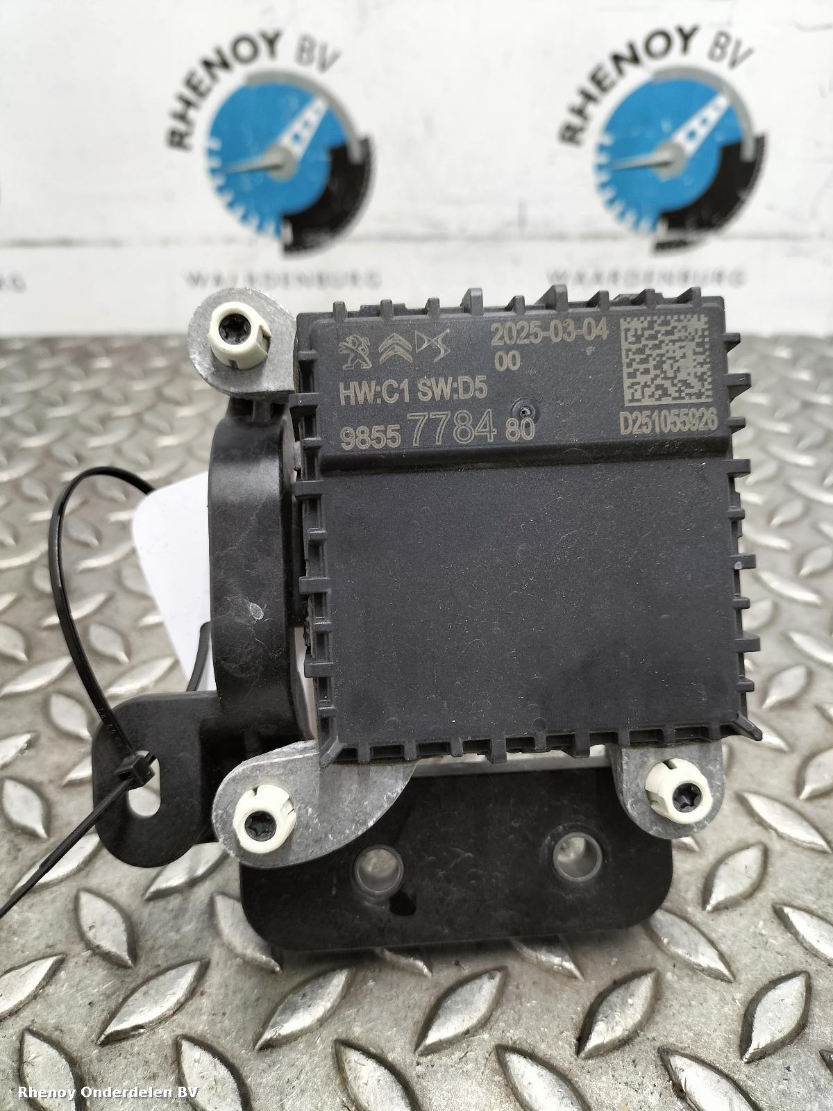 Bekijk Auto-onderdeel SENSOR RADAR JEEP AVENGER 2025