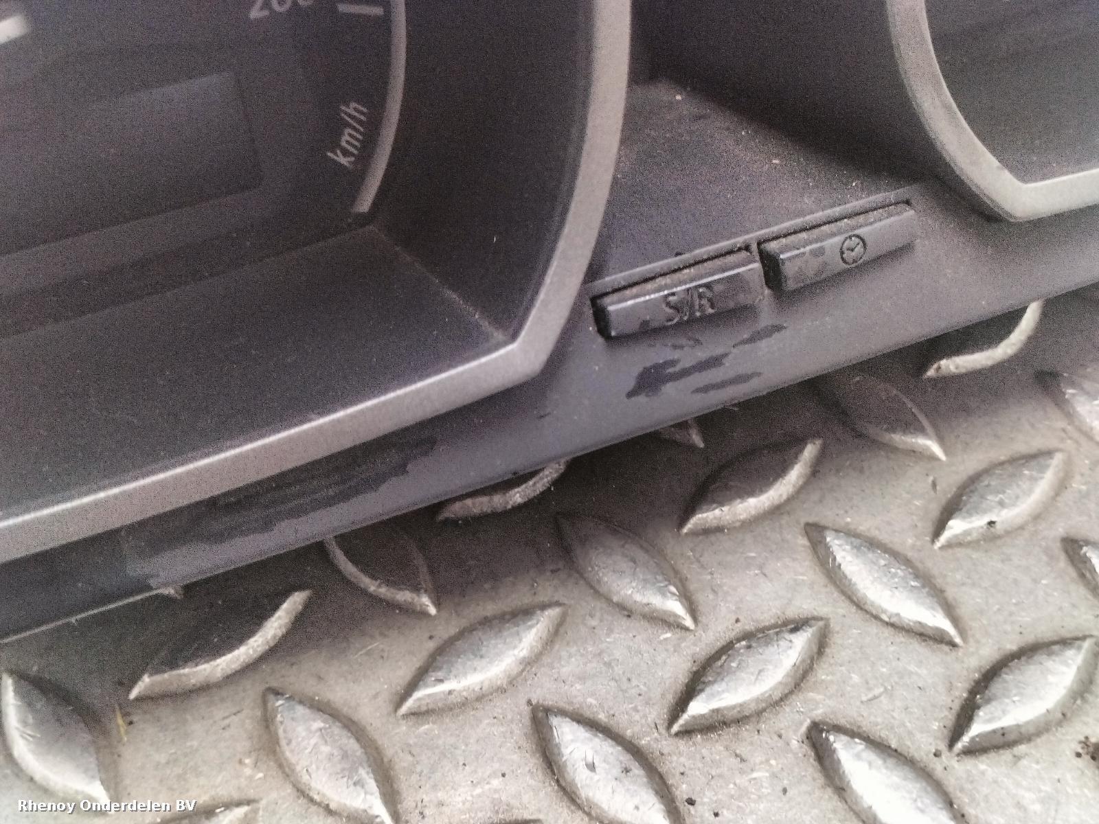 View Auto part KLOKKENPANEEL BMW Z4 2004