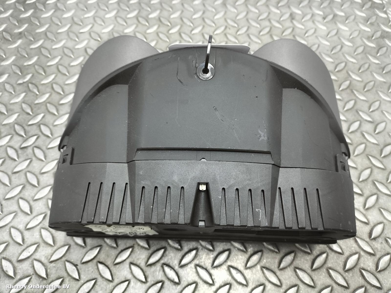 View Auto part KLOKKENPANEEL BMW Z4 2004