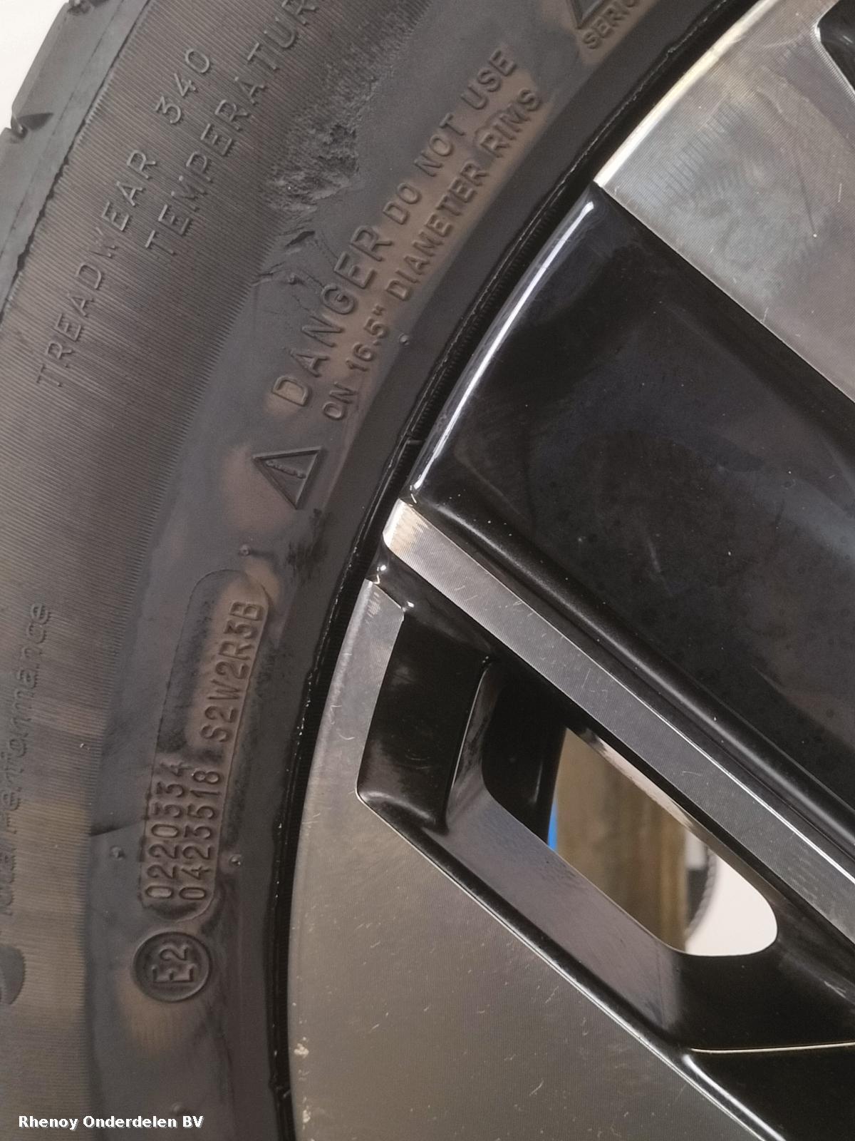 2025 PEUGEOT 208 VELGEN SET View Auto part VELGEN SET PEUGEOT 208 2025