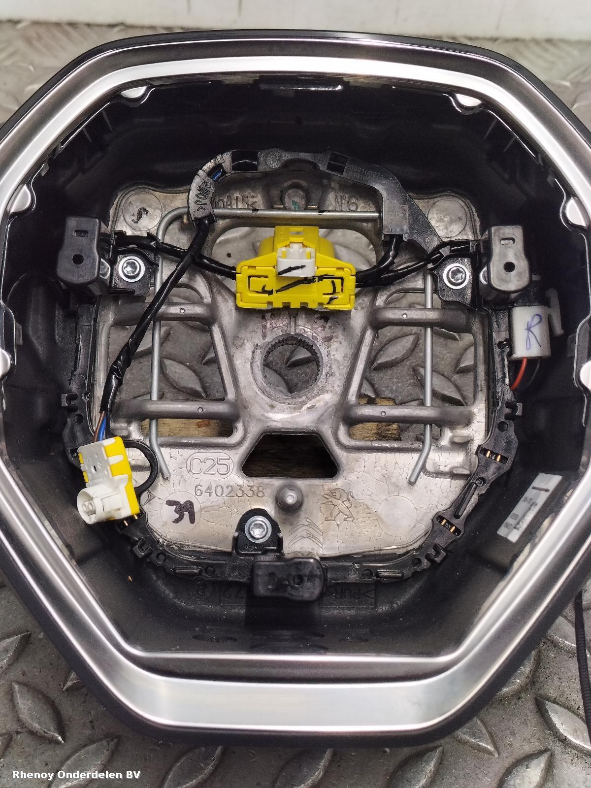View Auto part STUURWIEL PEUGEOT 208 2025