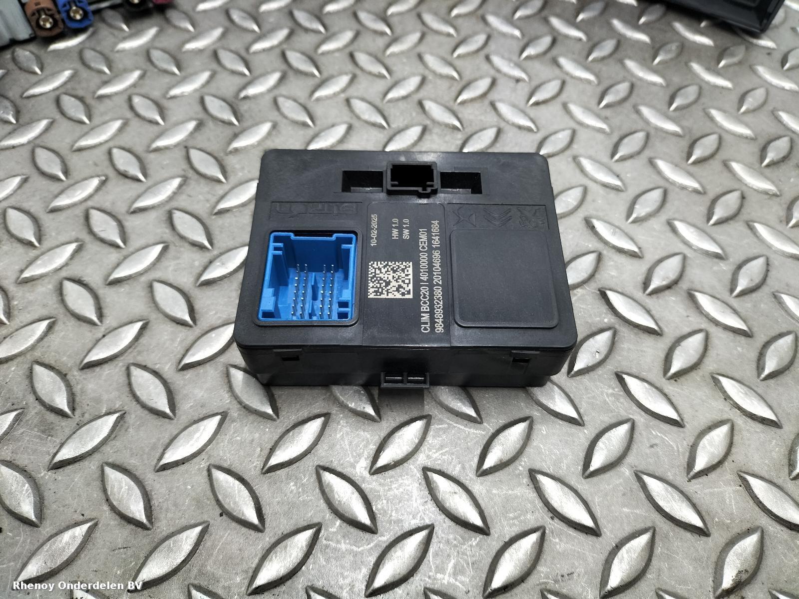 View Auto part NAVIGATIE PEUGEOT 208 2025