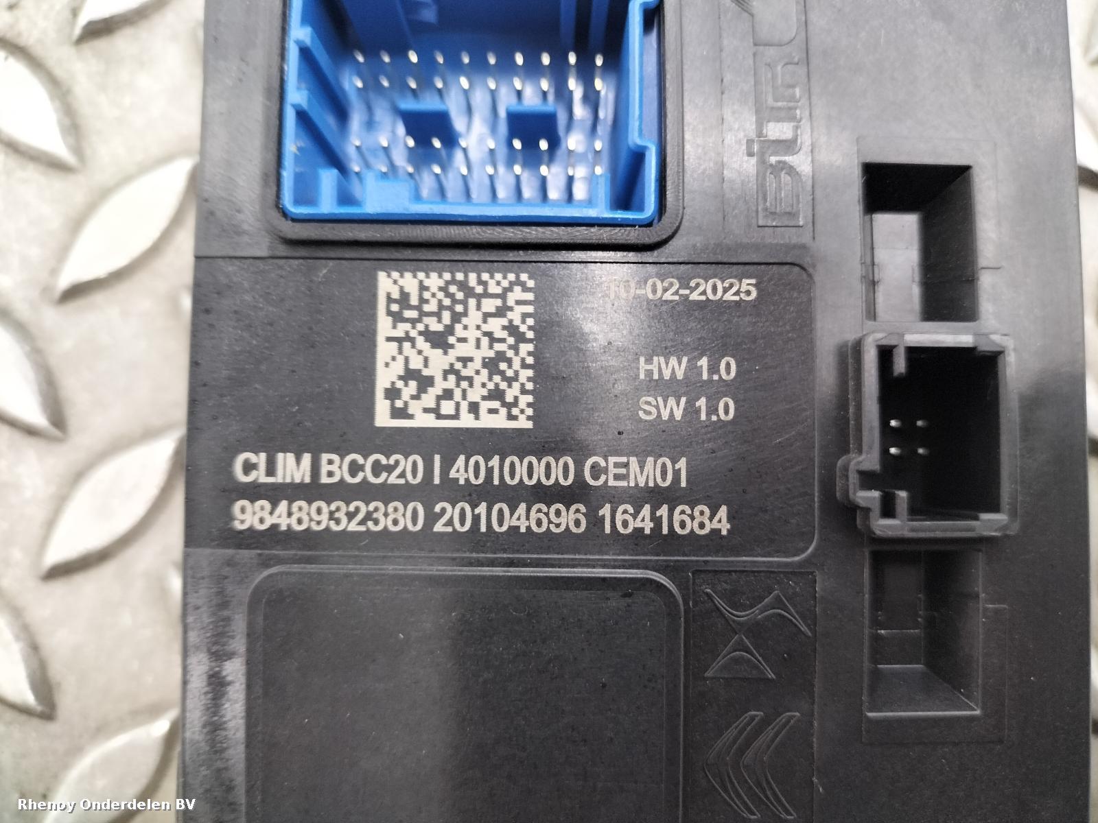 View Auto part NAVIGATIE PEUGEOT 208 2025