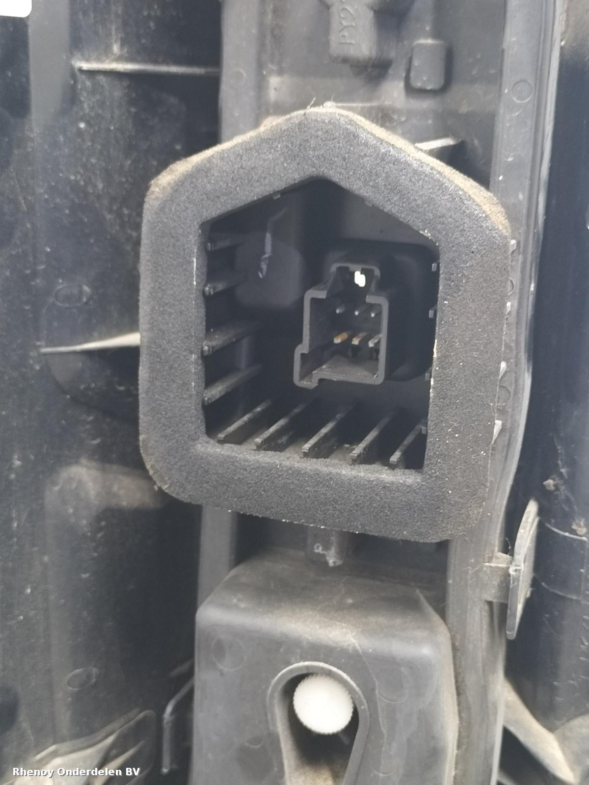 View Auto part ACHTERLICHT R FORD TRANSIT 2020