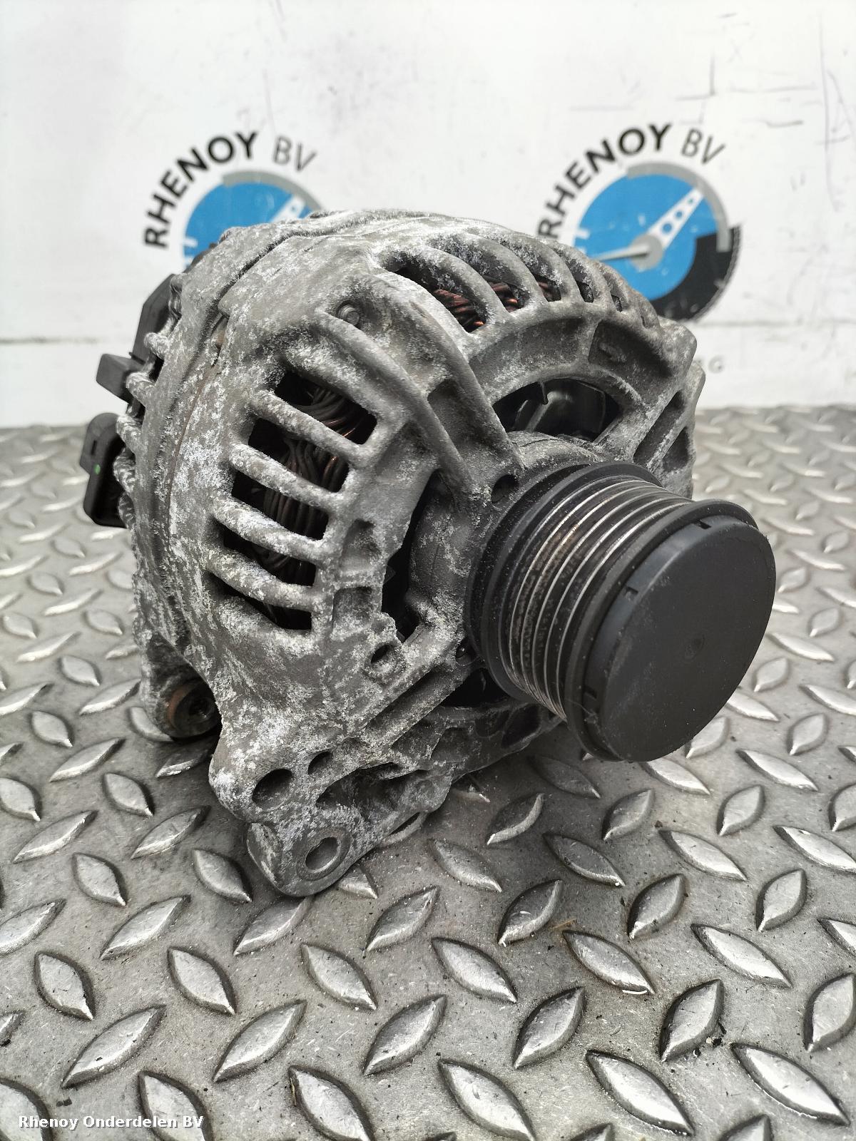 Bekijk Auto-onderdeel DYNAMO VOLKSWAGEN GOLF 2004