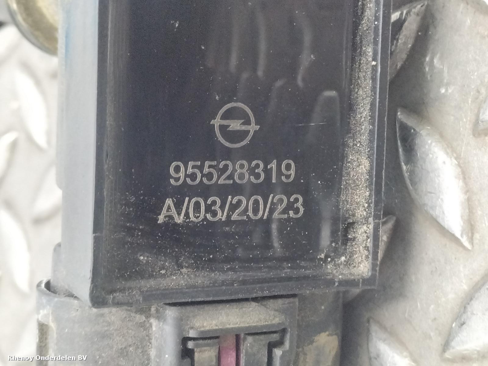 View Auto part BOBINE OPEL / VAUXHALL CORSA 2013