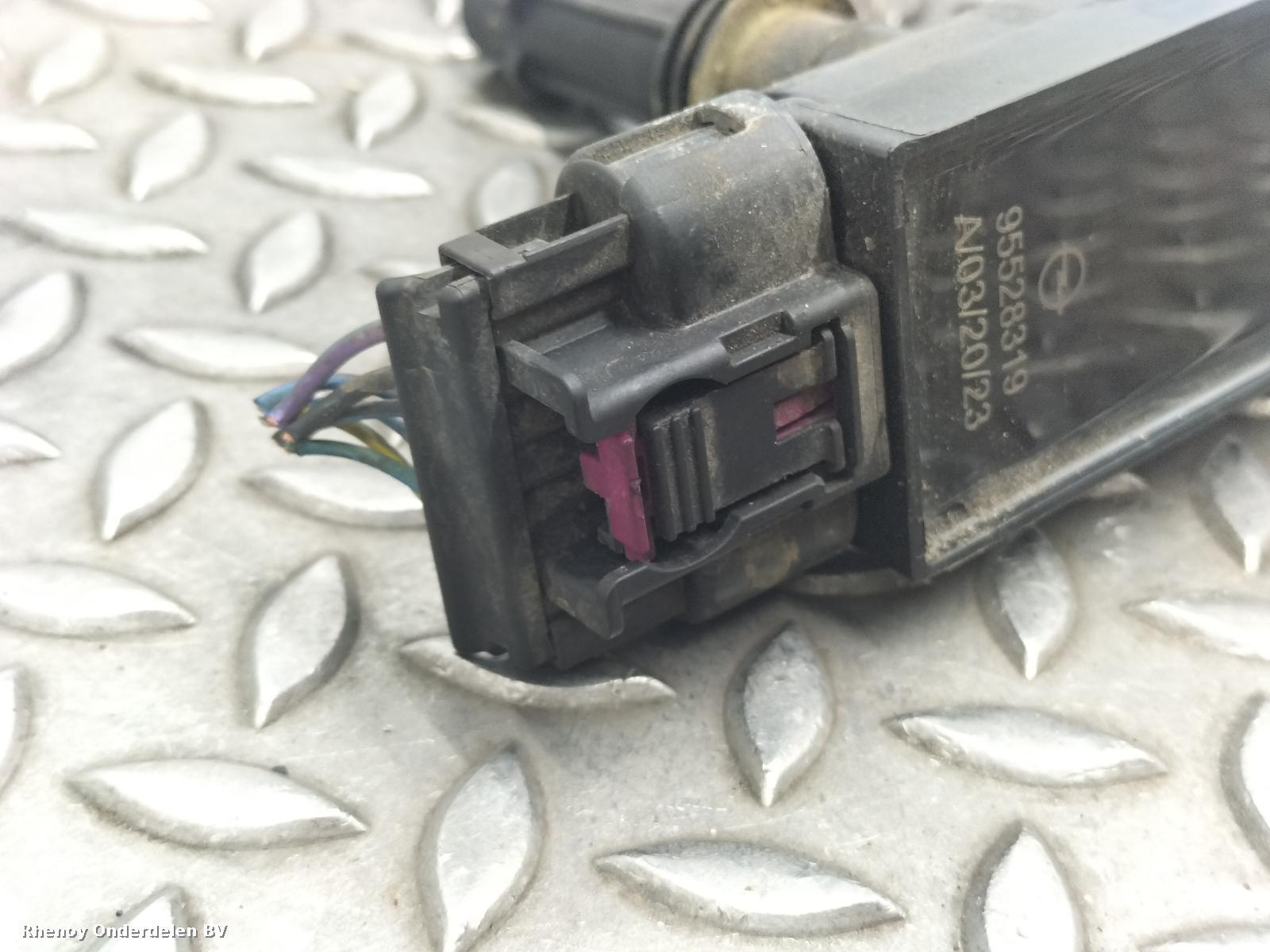 View Auto part BOBINE OPEL / VAUXHALL CORSA 2013