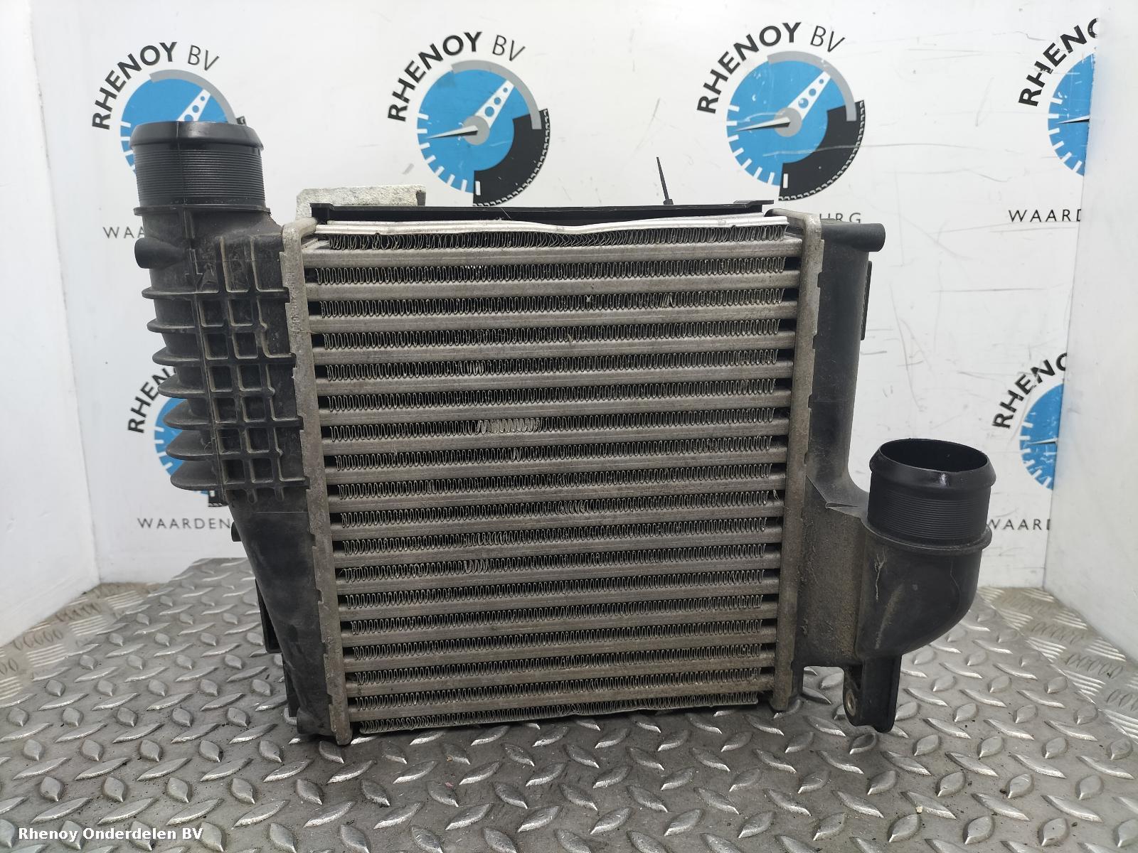 Bekijk Auto-onderdeel INTERKOELER PEUGEOT 3008 2021