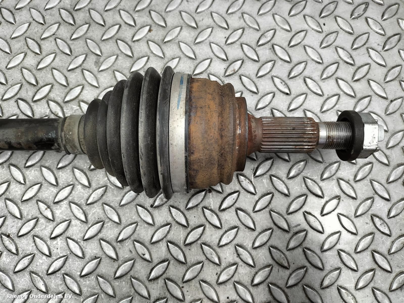 View Auto part AANDRIJFAS R PEUGEOT 3008 2021