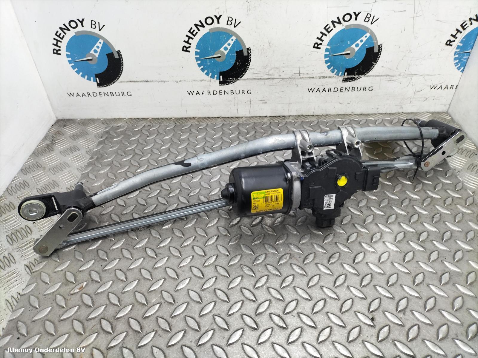 View Auto part Wiper Motor Front DACIA DUSTER 2018