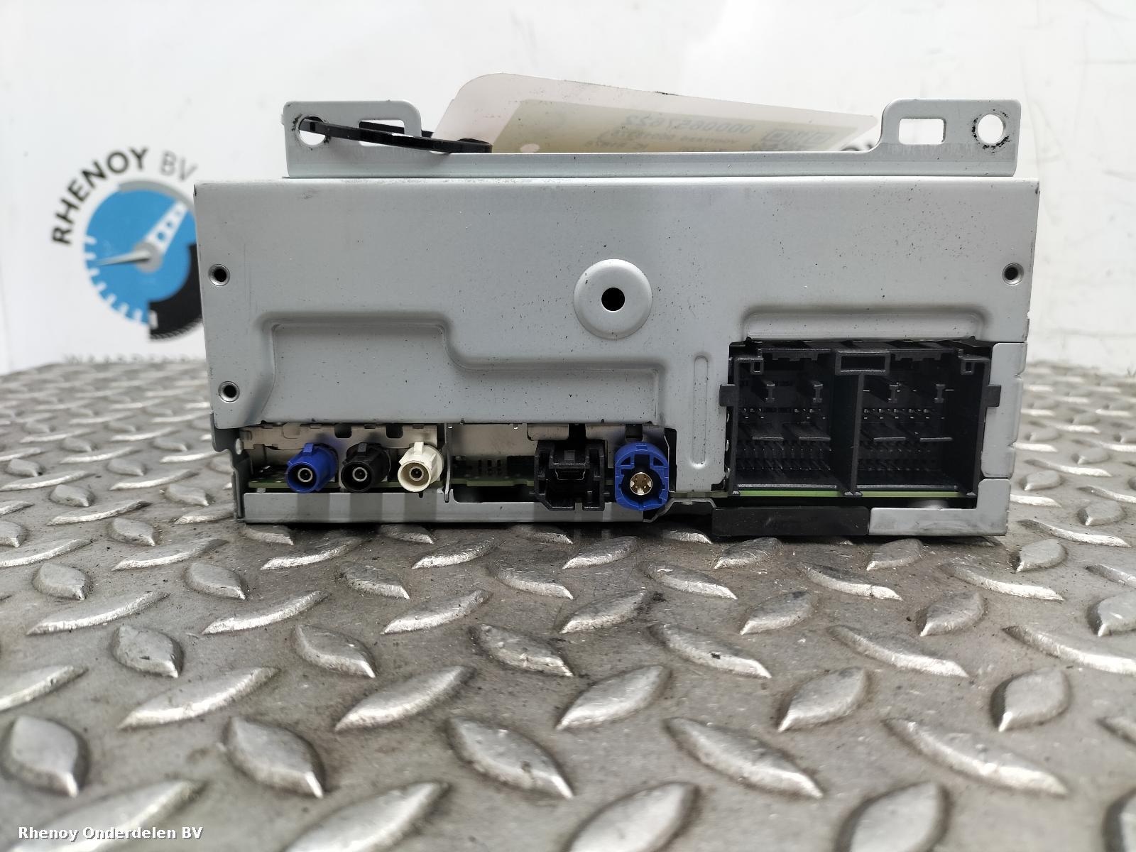 Bekijk Auto-onderdeel RADIO FORD TRANSIT 2021