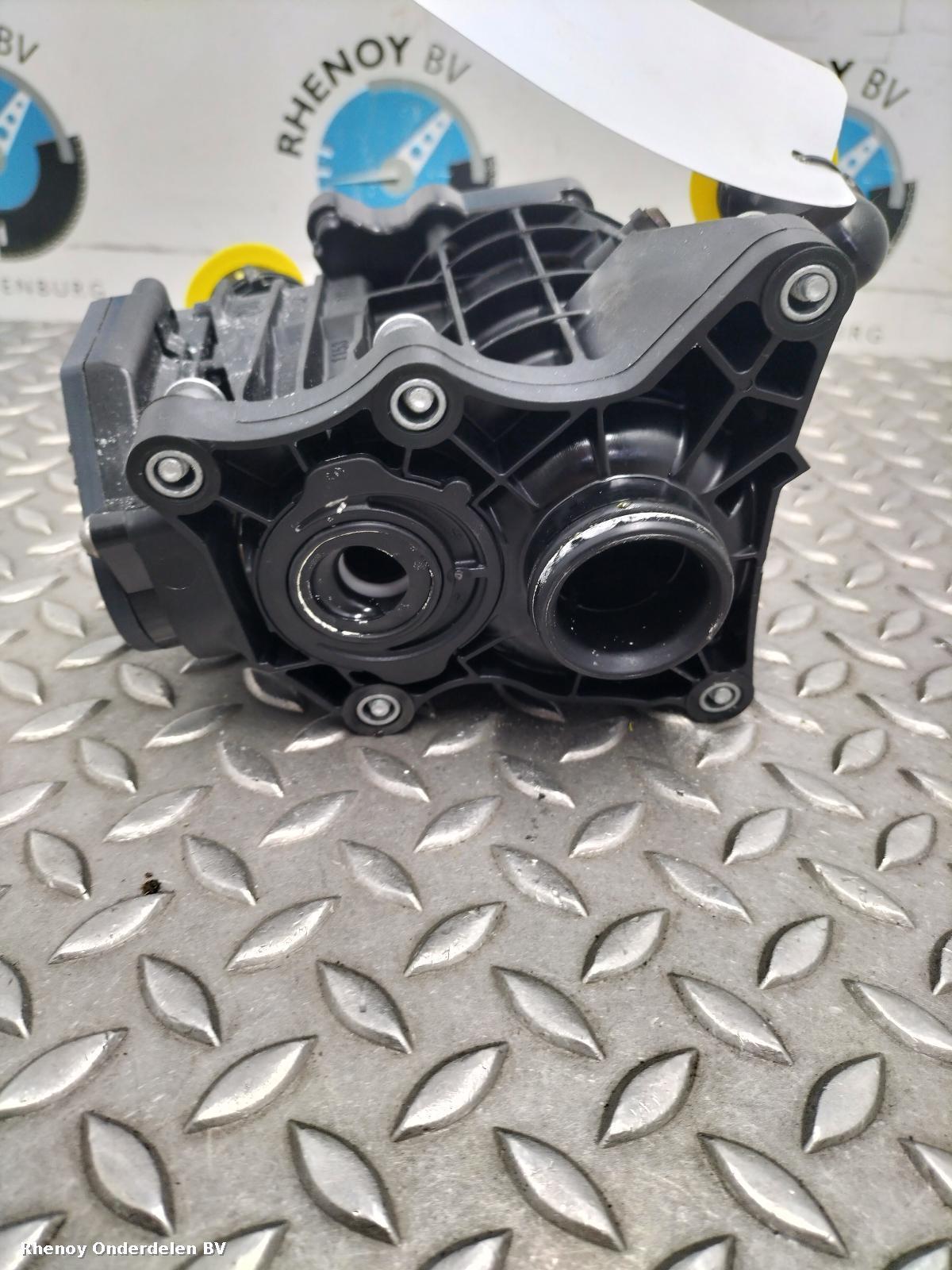 View Auto part THERMOSTAAT HUIS BMW X2 2023