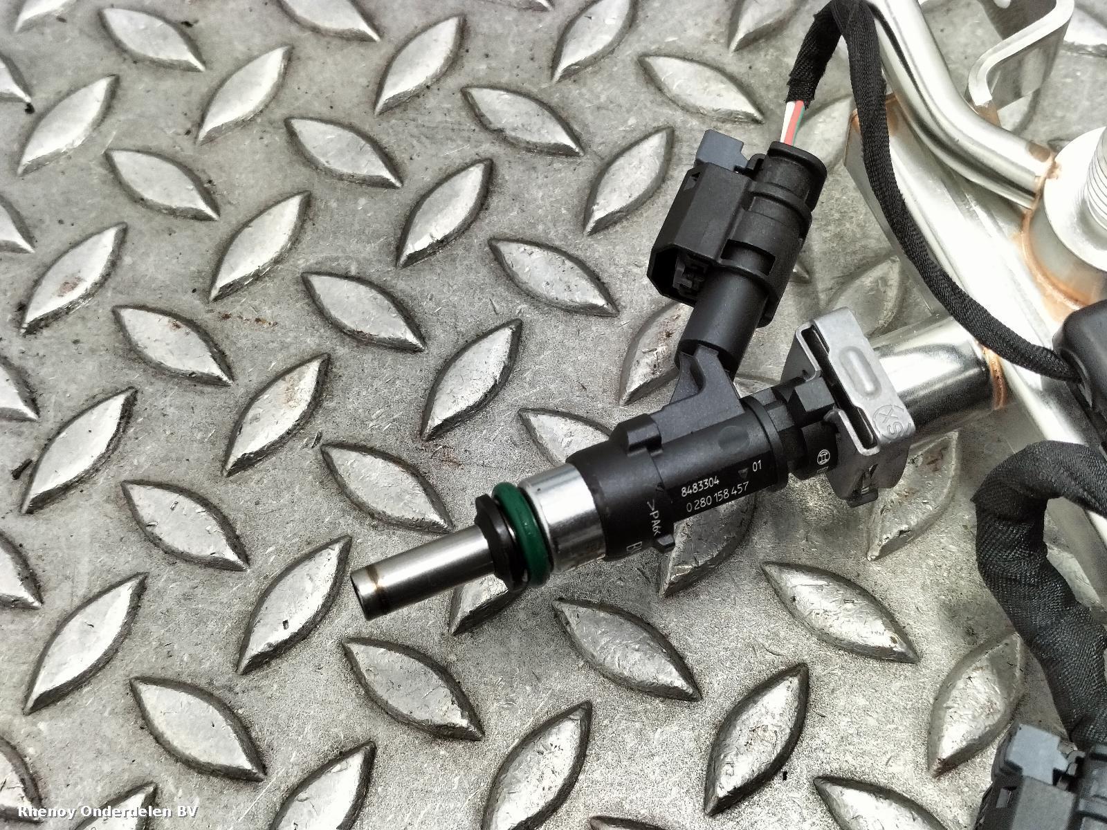 Bekijk Auto-onderdeel BRANDSTOF INJECTOR / VERSTUIVER BMW X2 2023