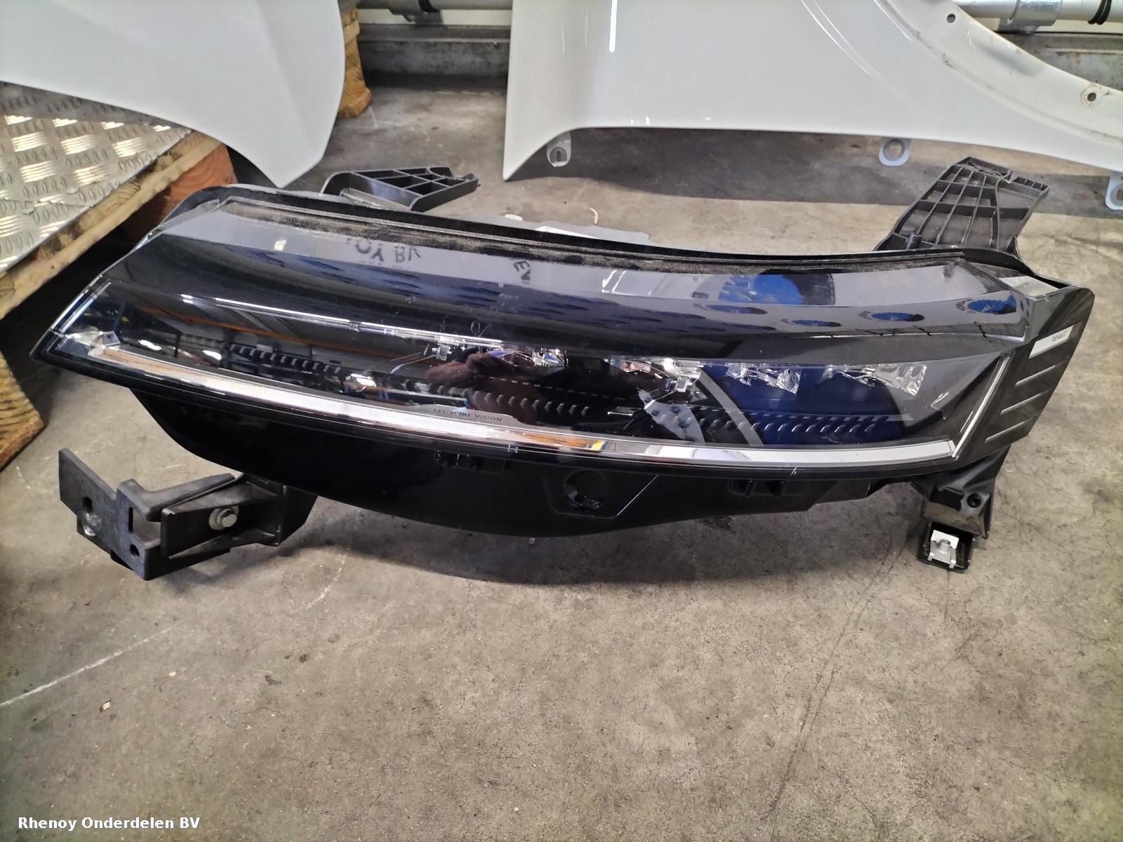 View Auto part VOORKOP COMPLEET RENAULT MEGANE E-TECH 2024