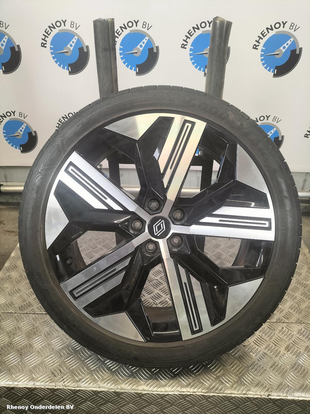 View Auto part VELGEN SET RENAULT MEGANE E-TECH 2024