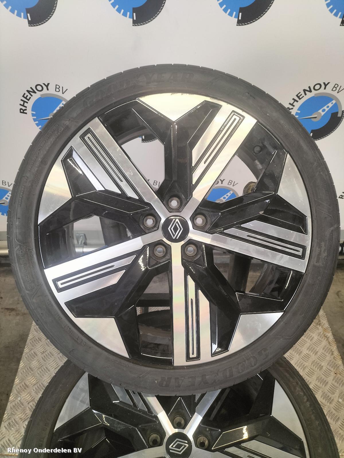 View Auto part VELGEN SET RENAULT MEGANE E-TECH 2024
