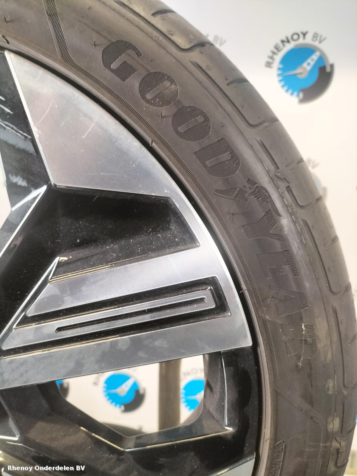 View Auto part VELGEN SET RENAULT MEGANE E-TECH 2024