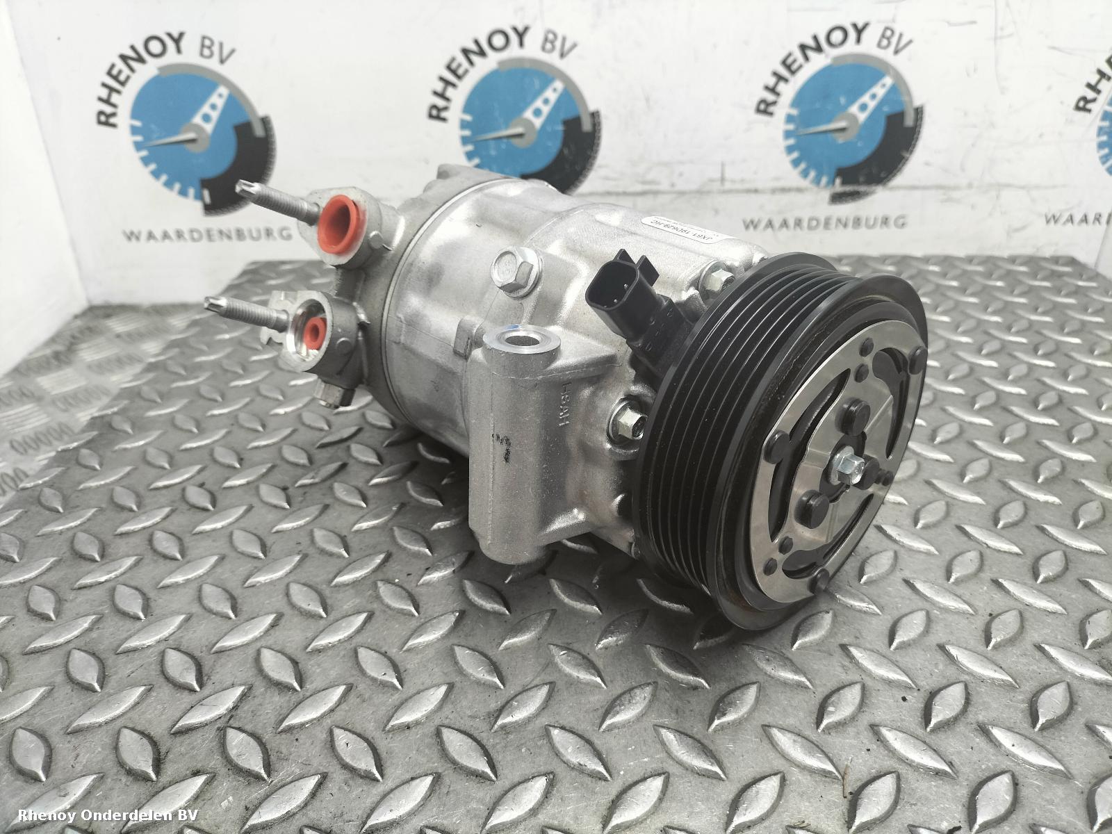 Bekijk Auto-onderdeel AIRCO COMPRESSOR / AIRCOPOMP FORD TRANSIT COURIER 2024