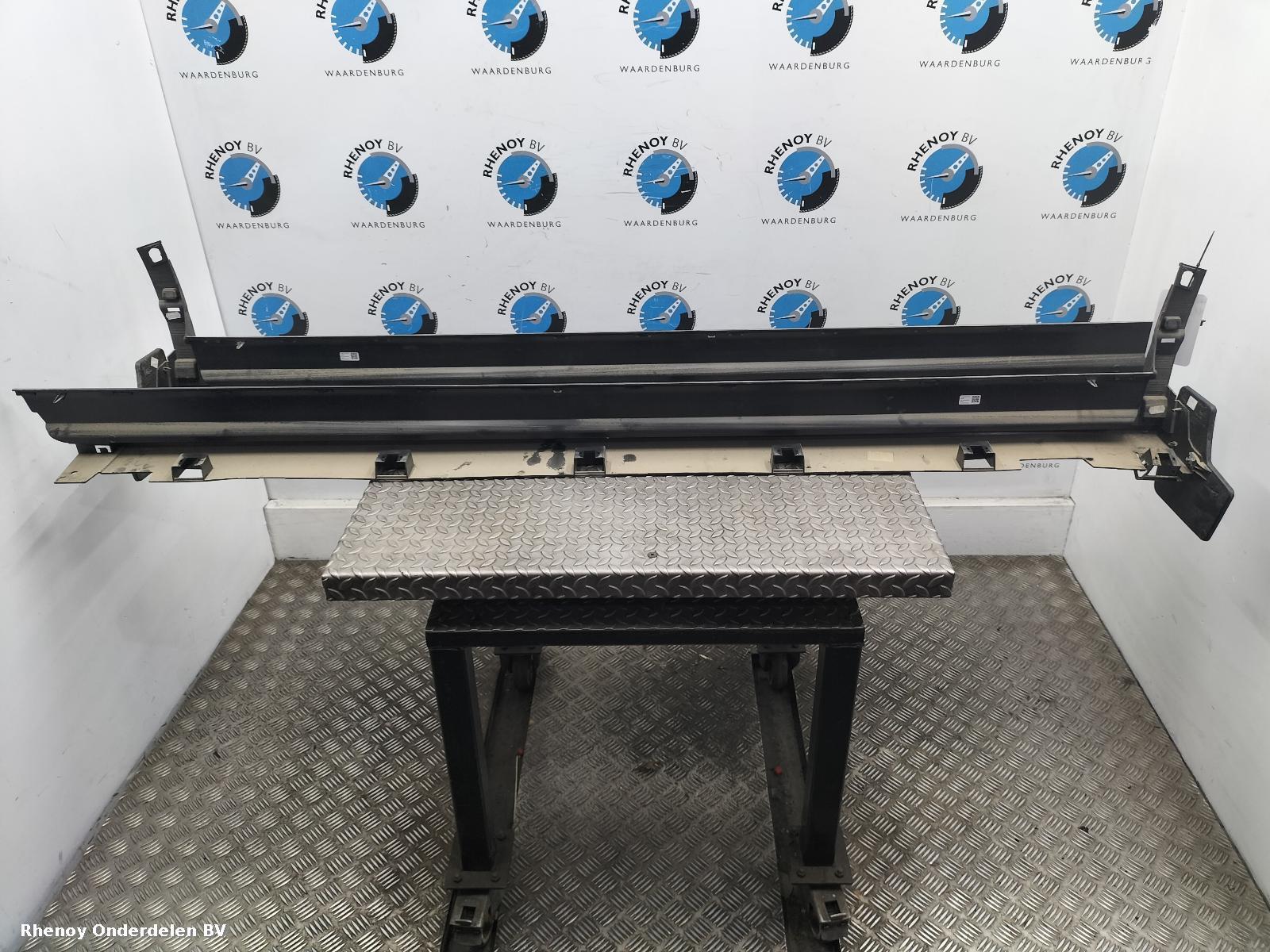 2024 FORD KUGA SPOILER / SKIRT ZIJKANT View Auto part SPOILER / SKIRT ZIJKANT FORD KUGA 2024