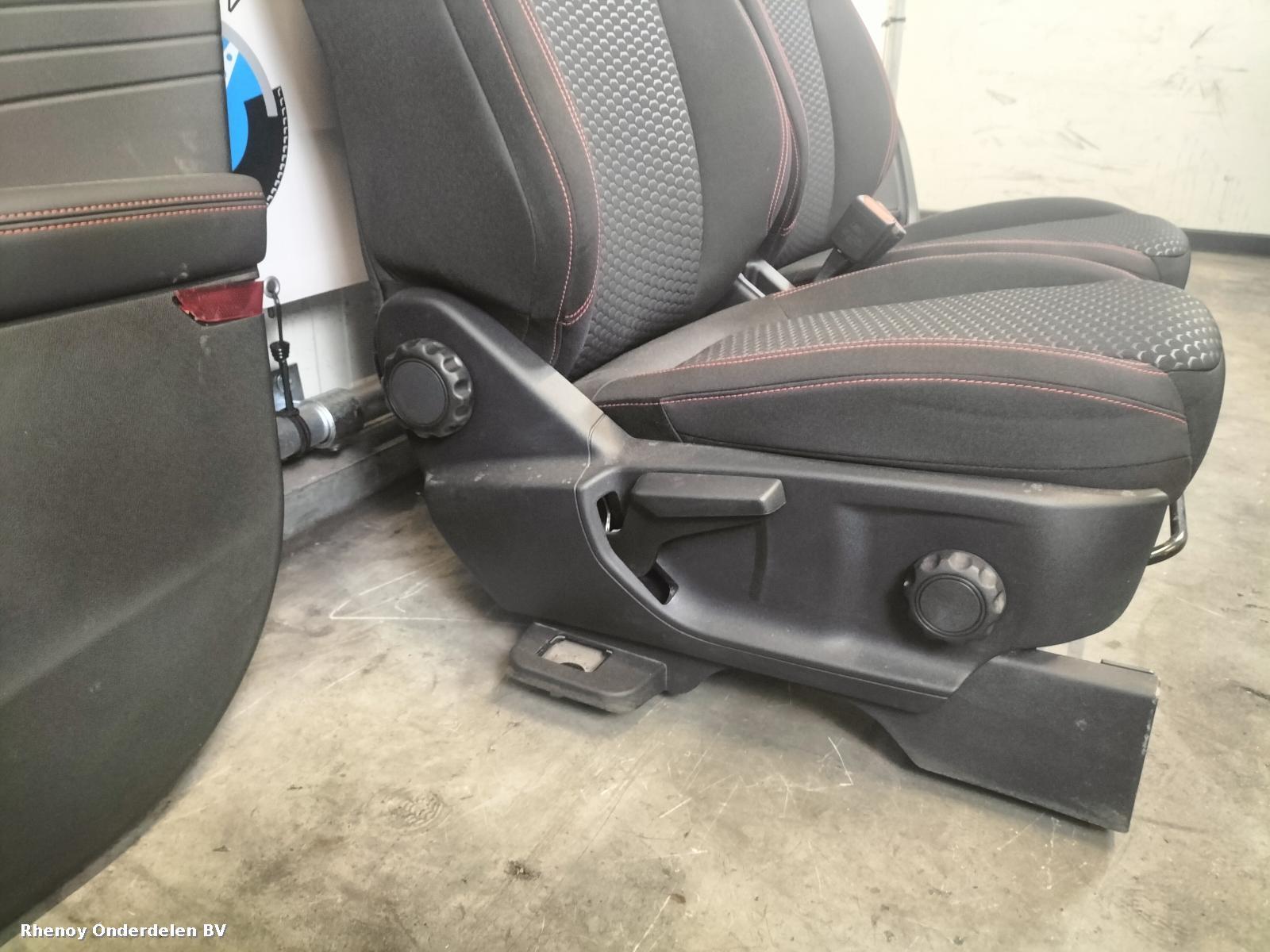 2024 FORD KUGA INTERIEUR COMPLEET View Auto part INTERIEUR COMPLEET FORD KUGA 2024
