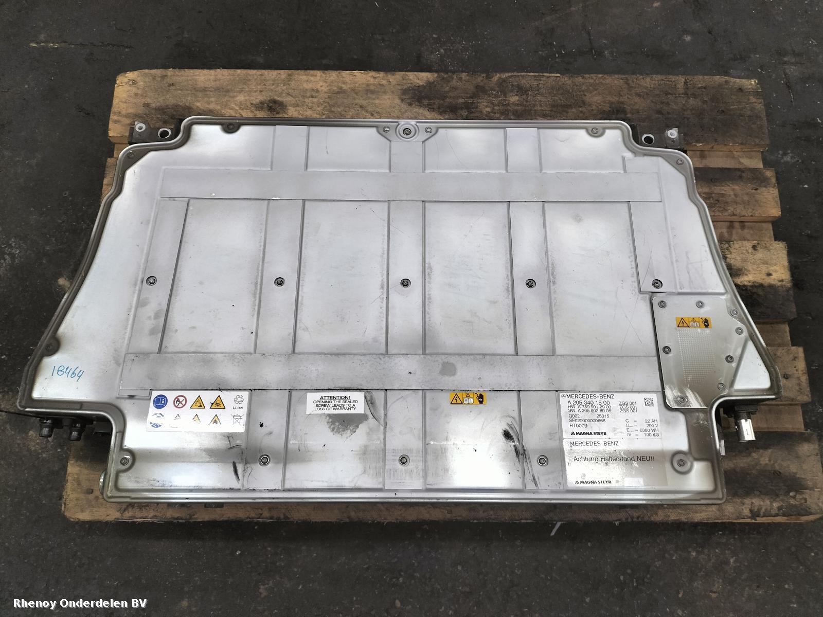 Bekijk Auto-onderdeel ACCU / BATTERIJ MERCEDES C CLASS 2015