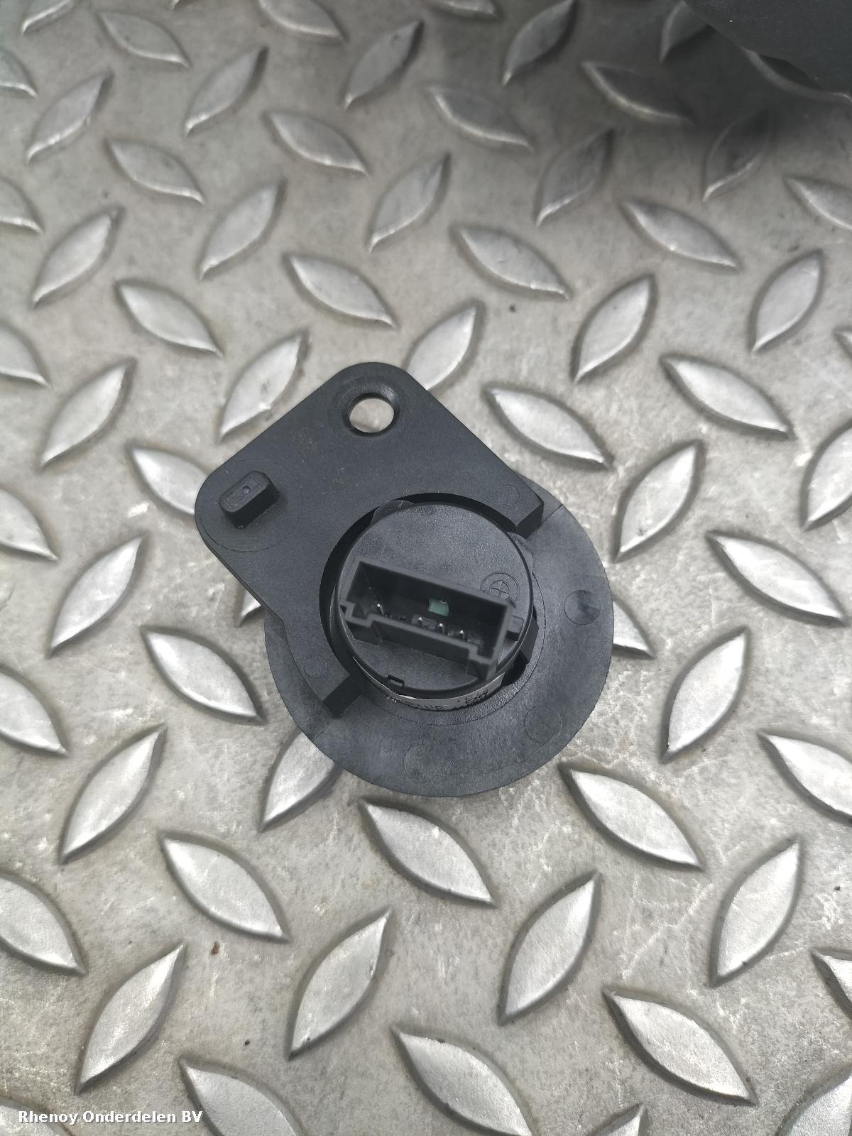 View Auto part TREKHAAK BMW 3 SERIES 2009