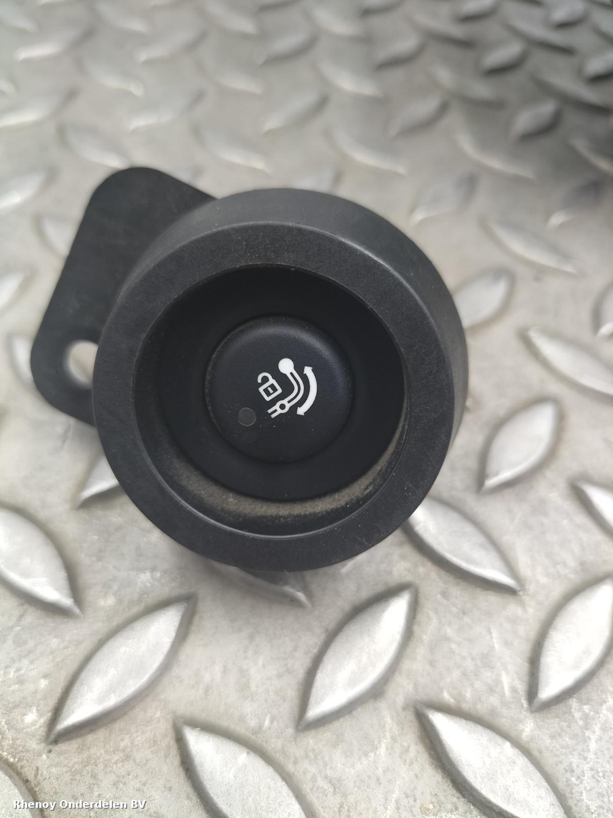 View Auto part TREKHAAK BMW 3 SERIES 2009
