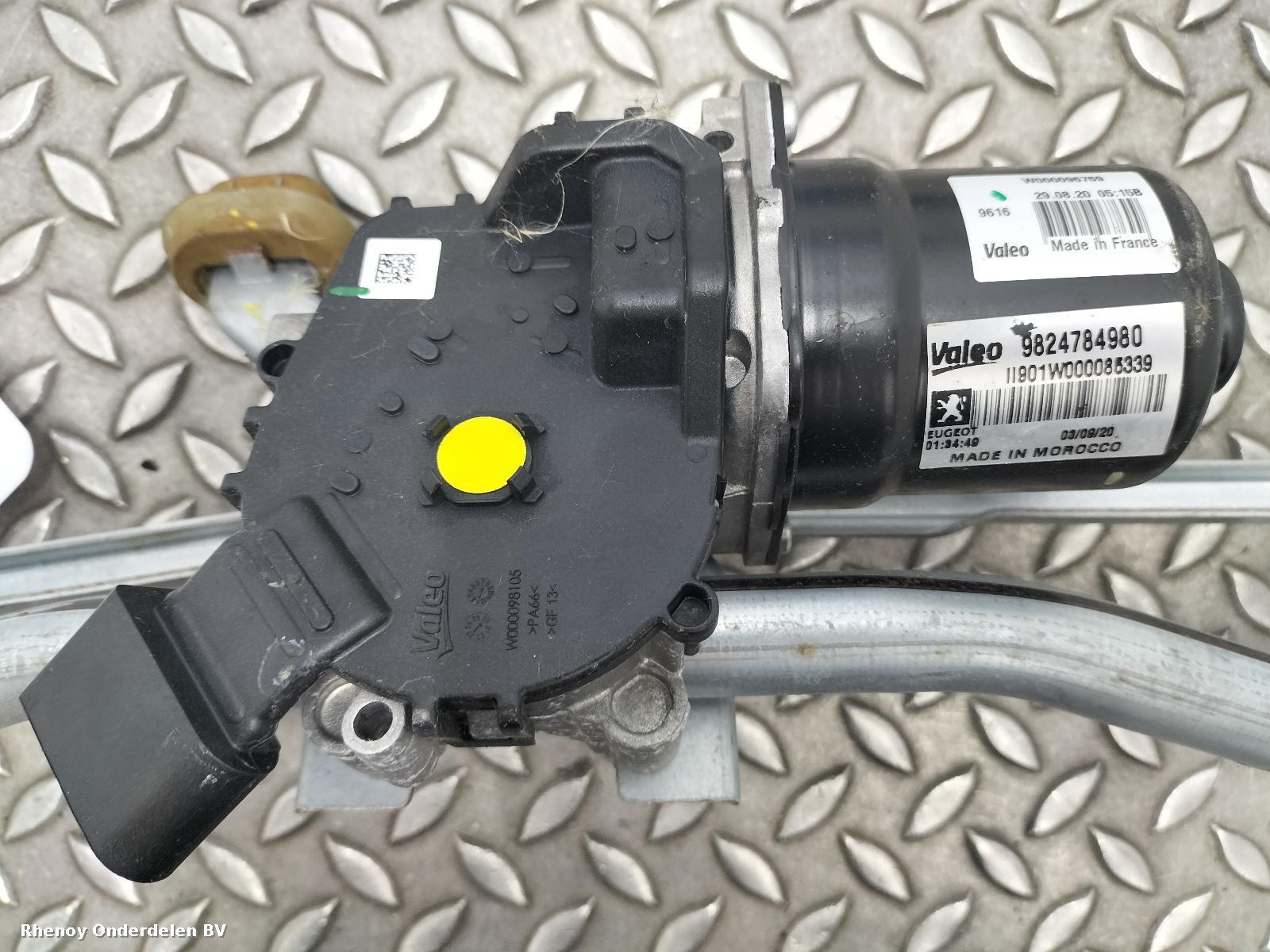 2020 OPEL / VAUXHALL CORSA RUITENWISSERMOTOR VOOR View Auto part RUITENWISSERMOTOR VOOR OPEL / VAUXHALL CORSA 2020