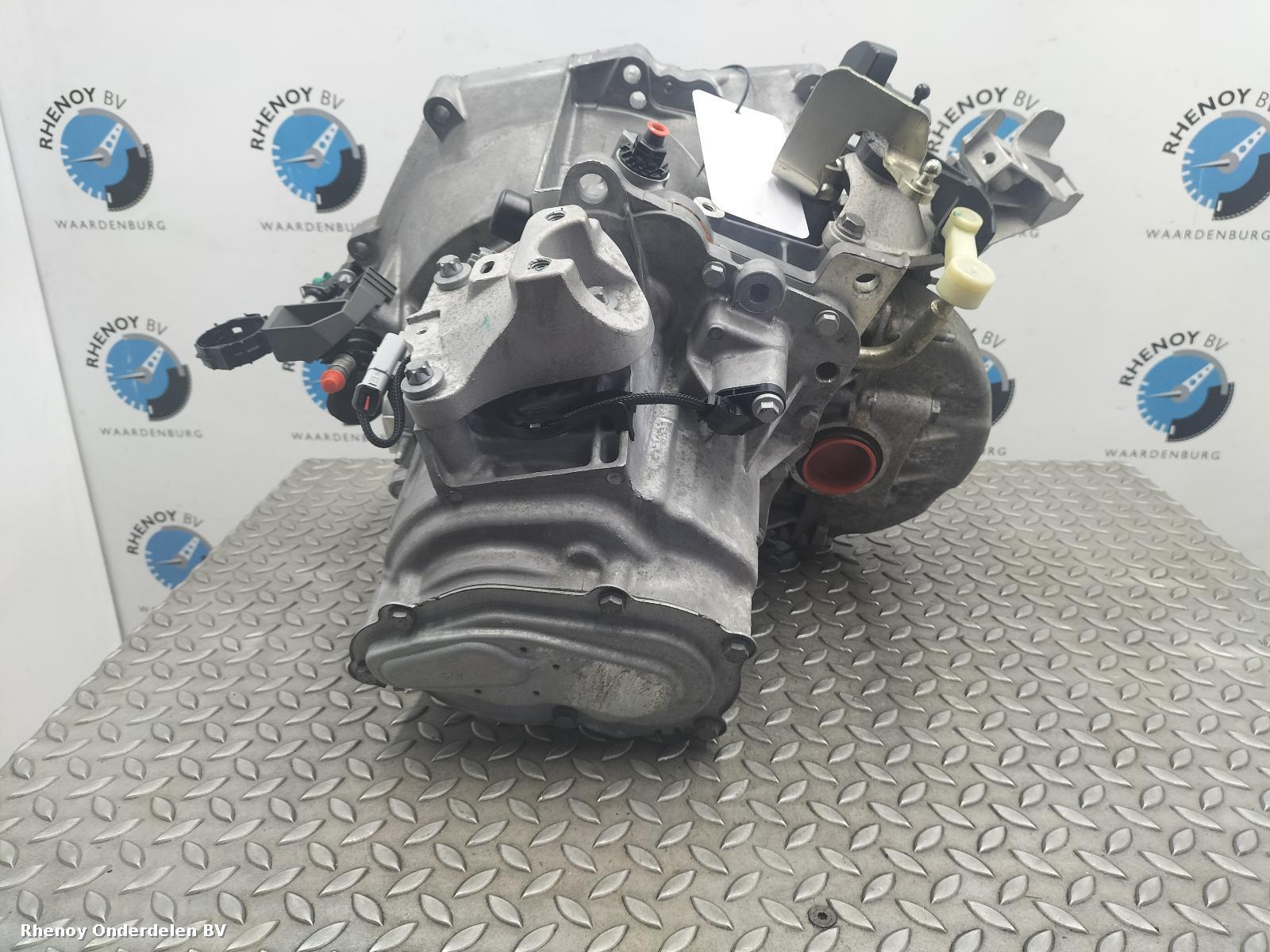 2020 OPEL / VAUXHALL CORSA TRANSMISSIE / VERSNELLINGSBAK View Auto part TRANSMISSIE / VERSNELLINGSBAK OPEL / VAUXHALL CORSA 2020