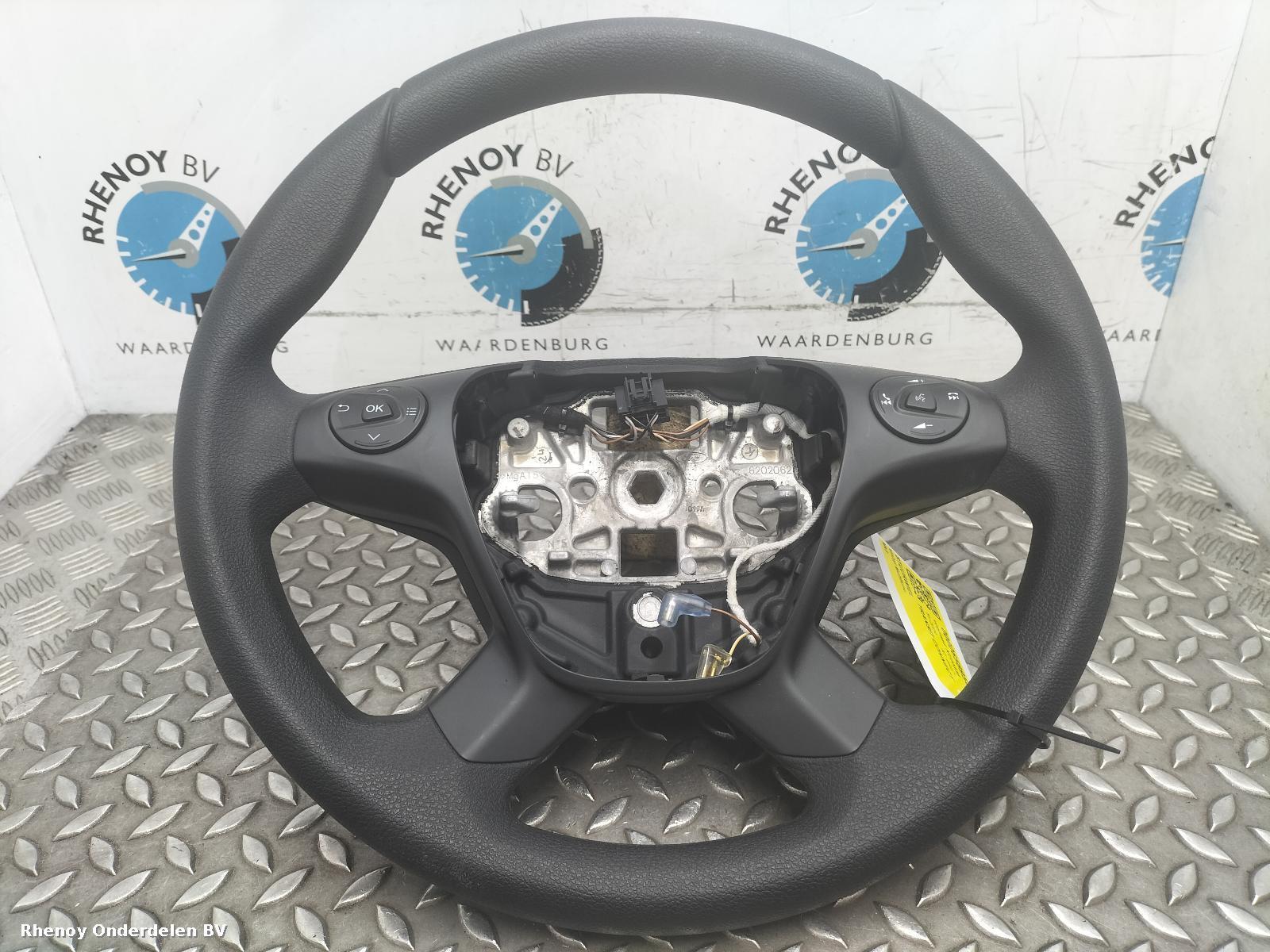 Bekijk Auto-onderdeel STUURWIEL FORD TRANSIT CONNECT 2024