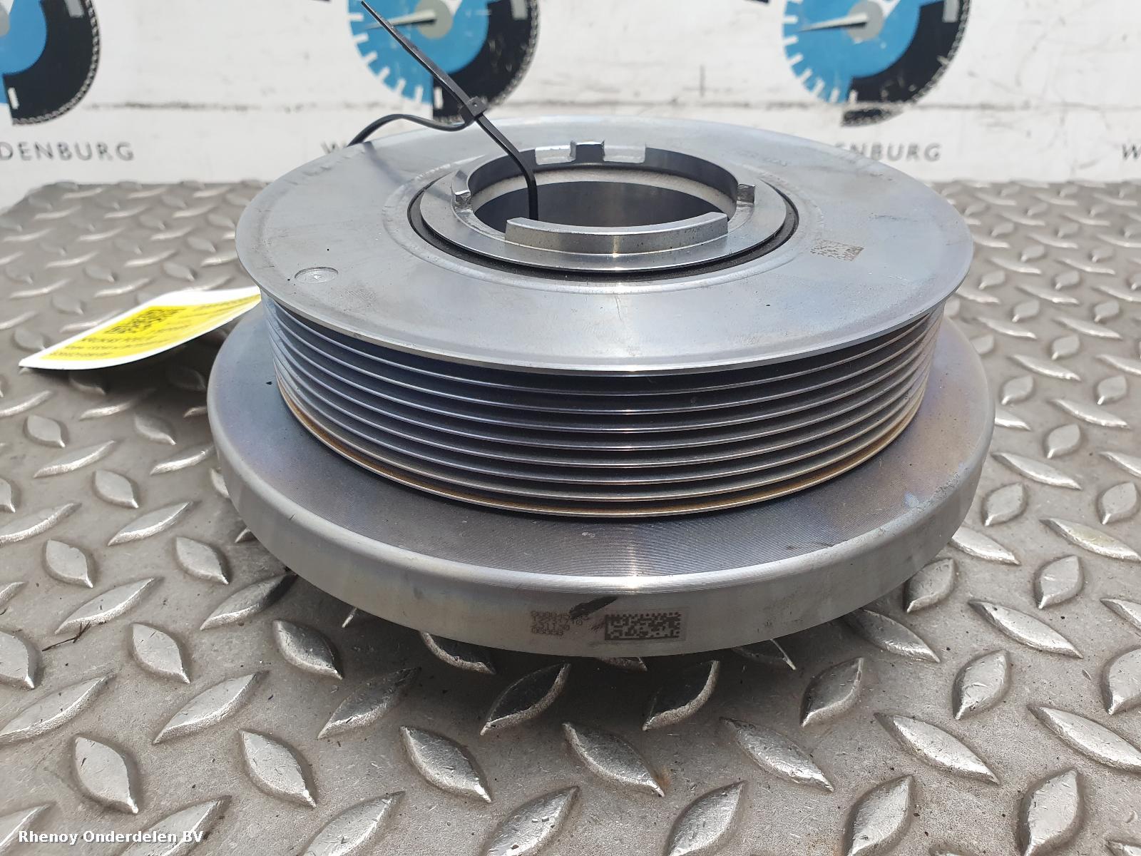 Bekijk Auto-onderdeel KRUKAS POELIE BMW 3 SERIES 2023