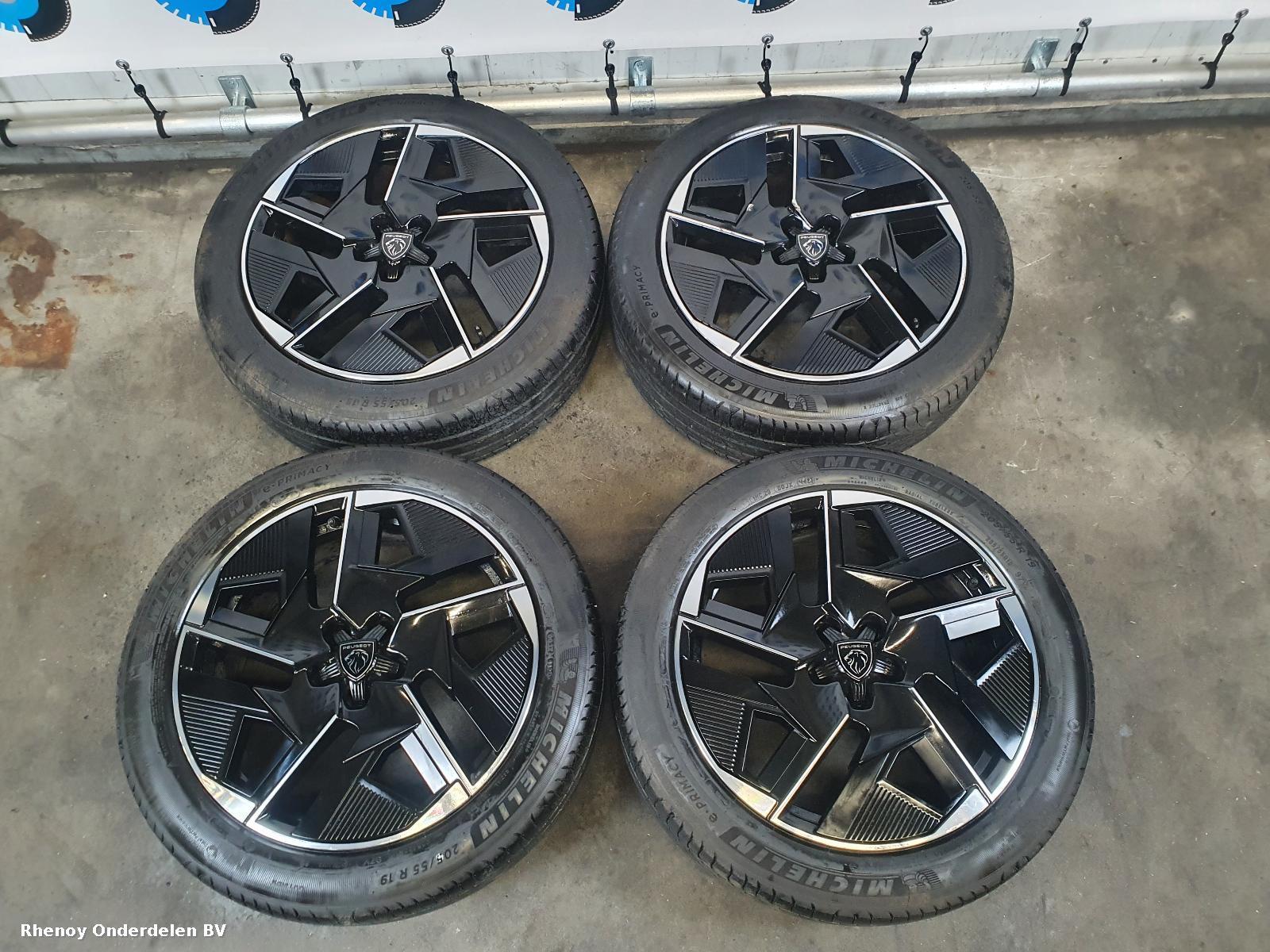 2024 PEUGEOT 408 VELGEN SET View Auto part VELGEN SET PEUGEOT 408 2024