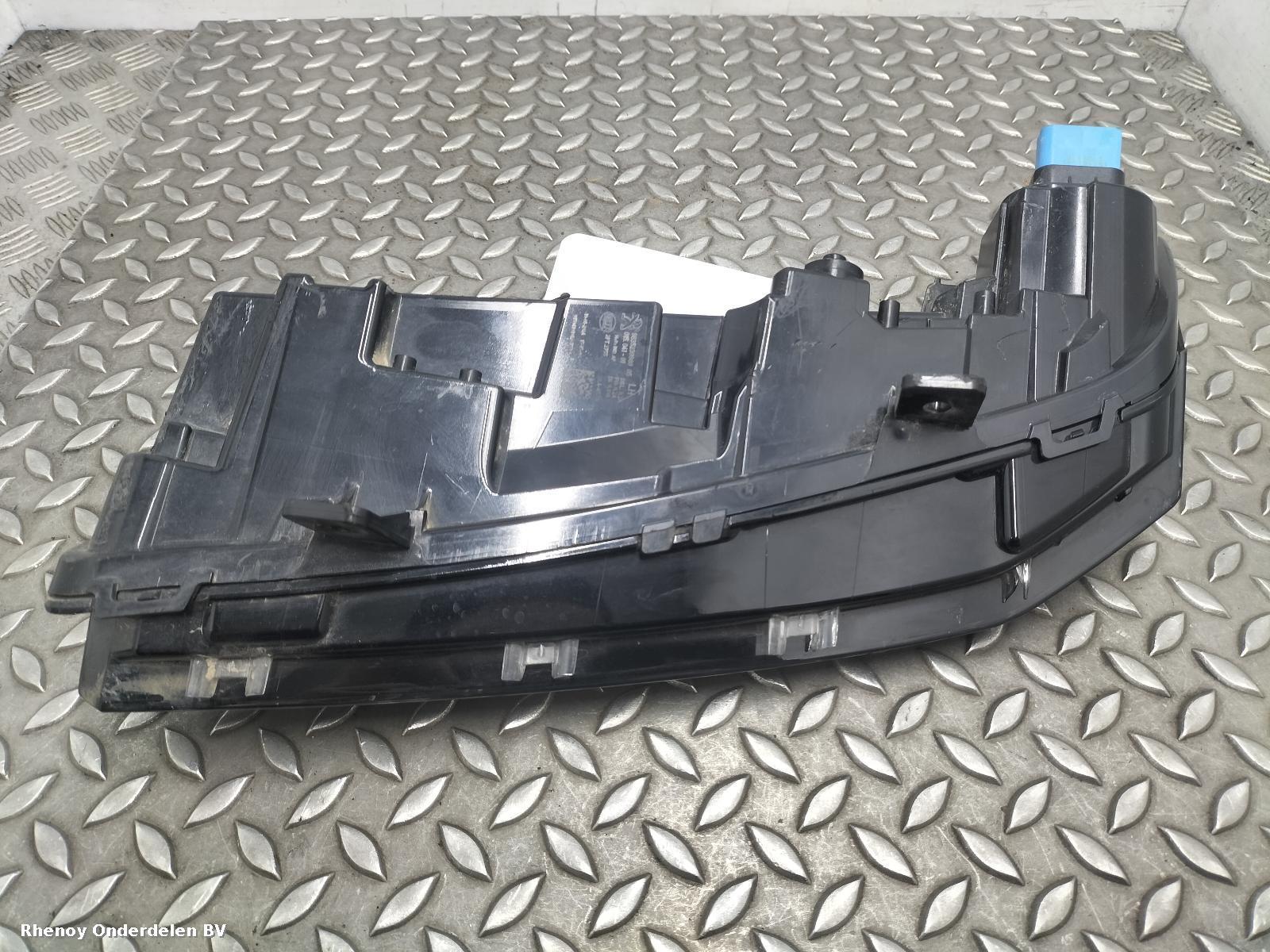 View Auto part DAGRIJVERLICHTING L PEUGEOT 408 2024