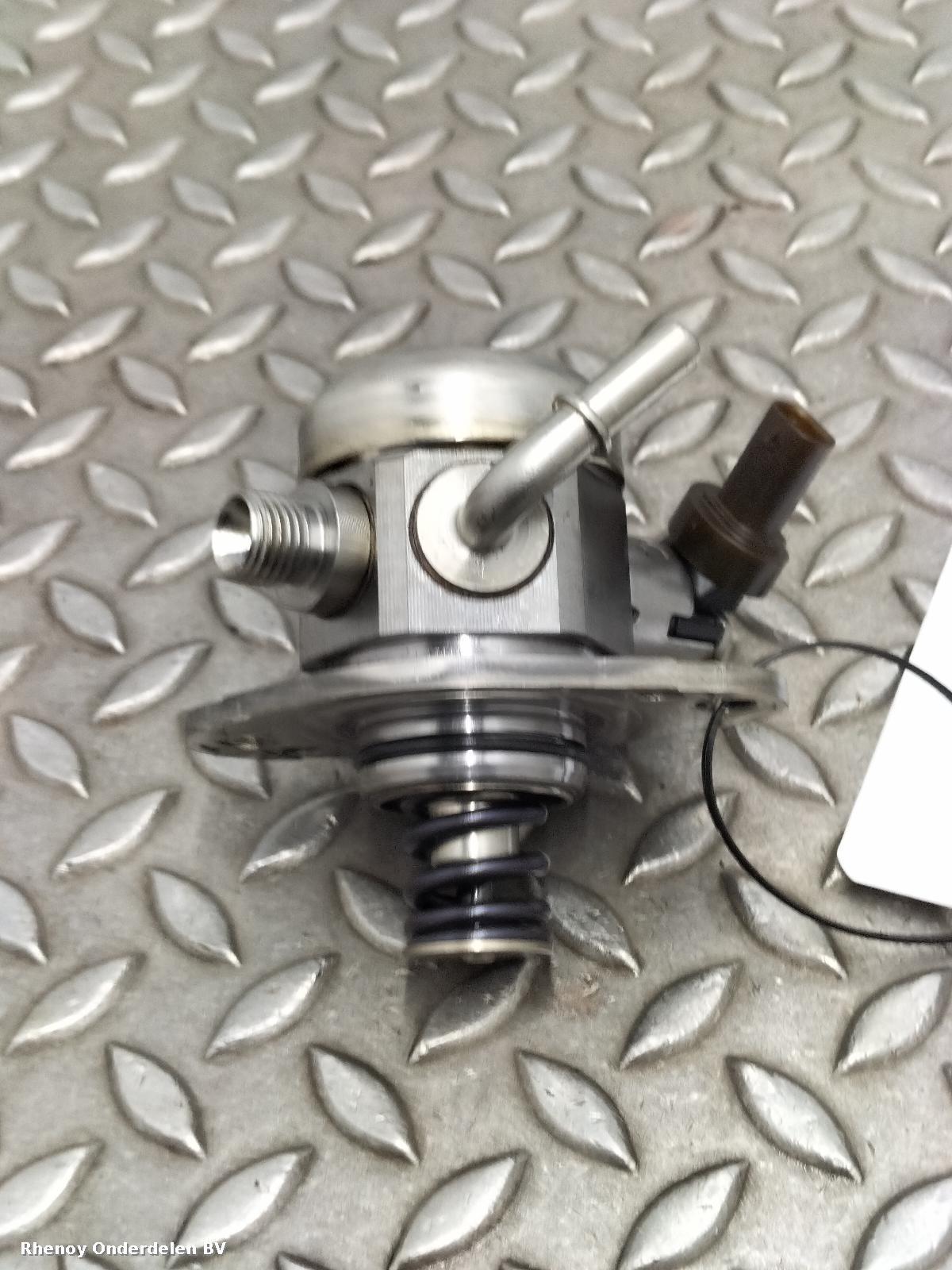 View Auto part Injector Pump PEUGEOT 208 2022