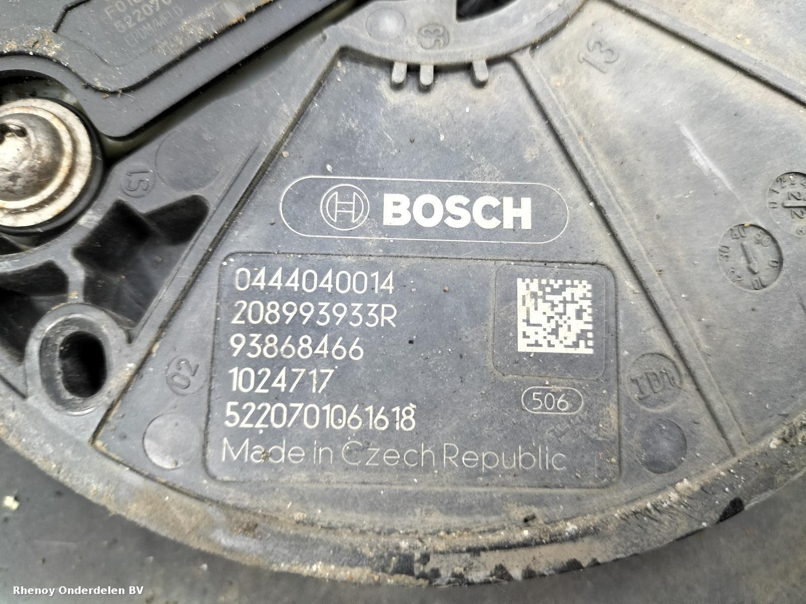View Auto part ADBLUE POMP RENAULT MASTER 2019
