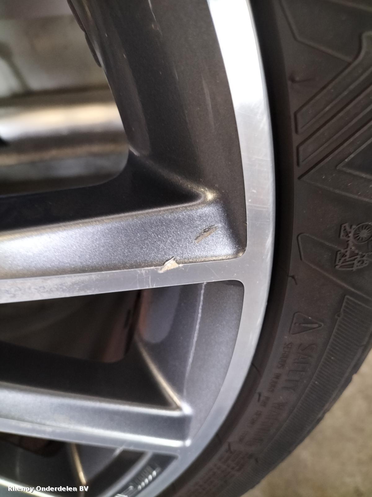 View Auto part VELG MERCEDES C CLASS 2015