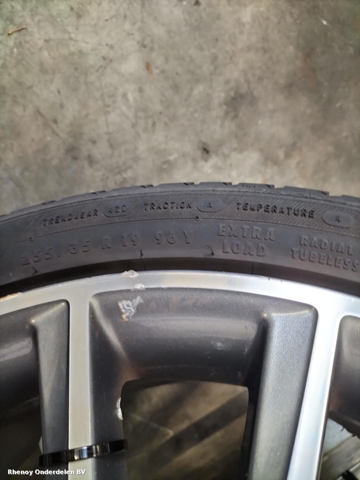 View Auto part VELG MERCEDES C CLASS 2015