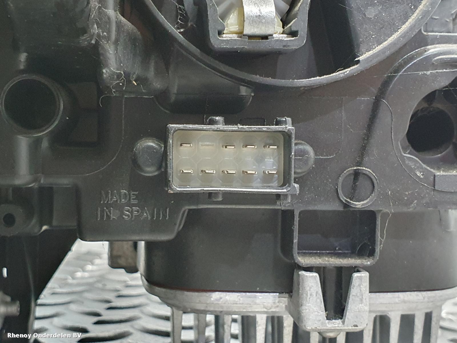 View Auto part KOPLAMP L OPEL / VAUXHALL CROSSLAND 2023