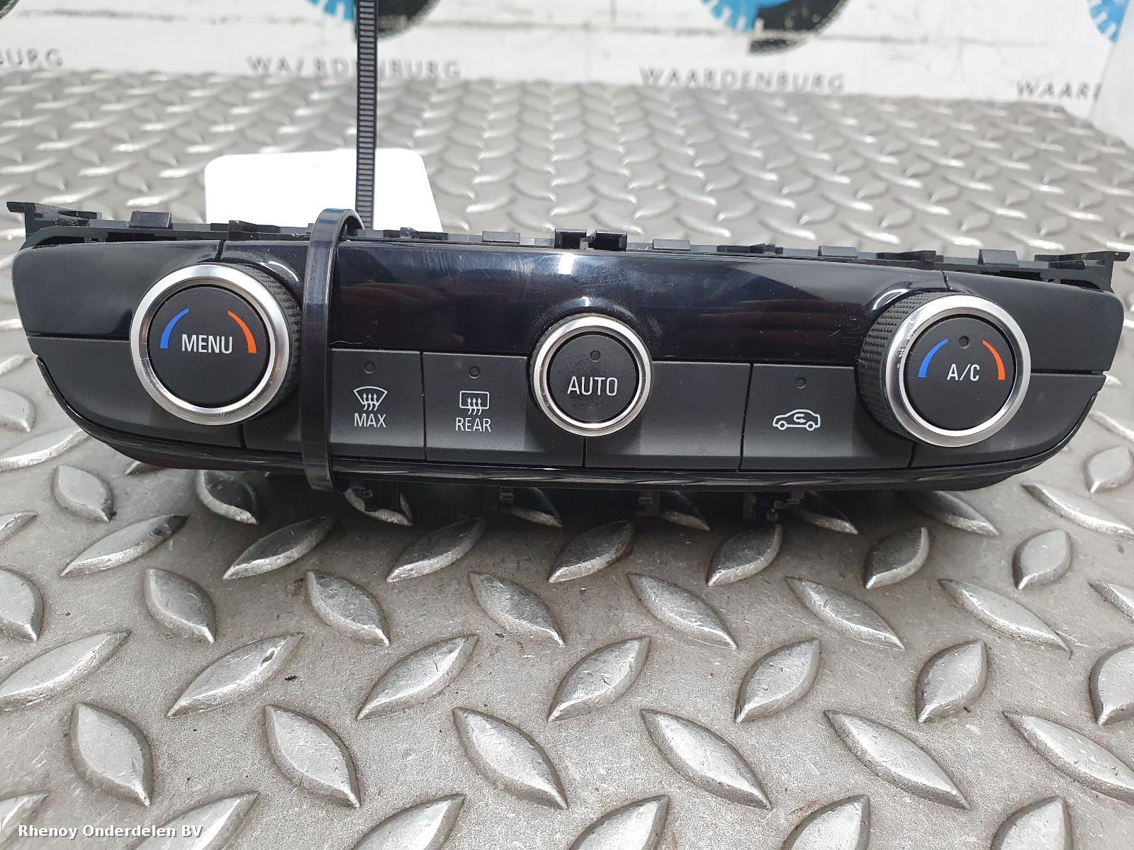 Bekijk Auto-onderdeel KACHEL BEDIENINGSPANEEL OPEL / VAUXHALL CROSSLAND 2023