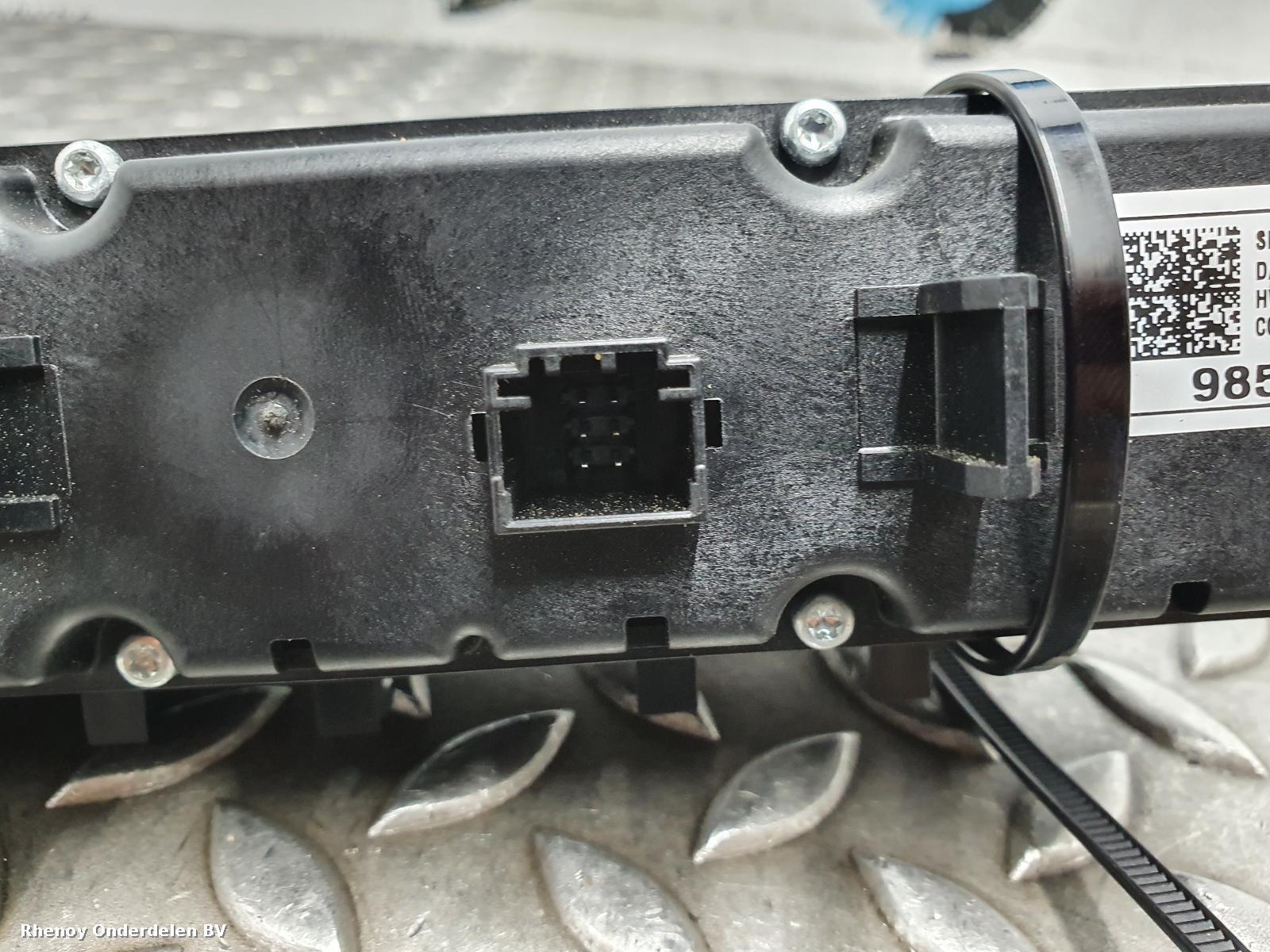 View Auto part KACHEL BEDIENINGSPANEEL OPEL / VAUXHALL CROSSLAND 2023