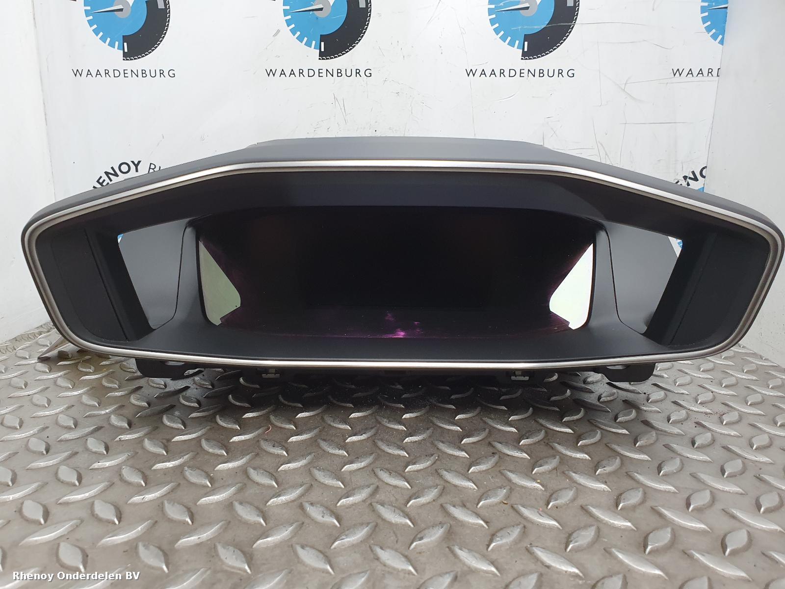 Bekijk Auto-onderdeel KLOKKENPANEEL PEUGEOT 208 2025
